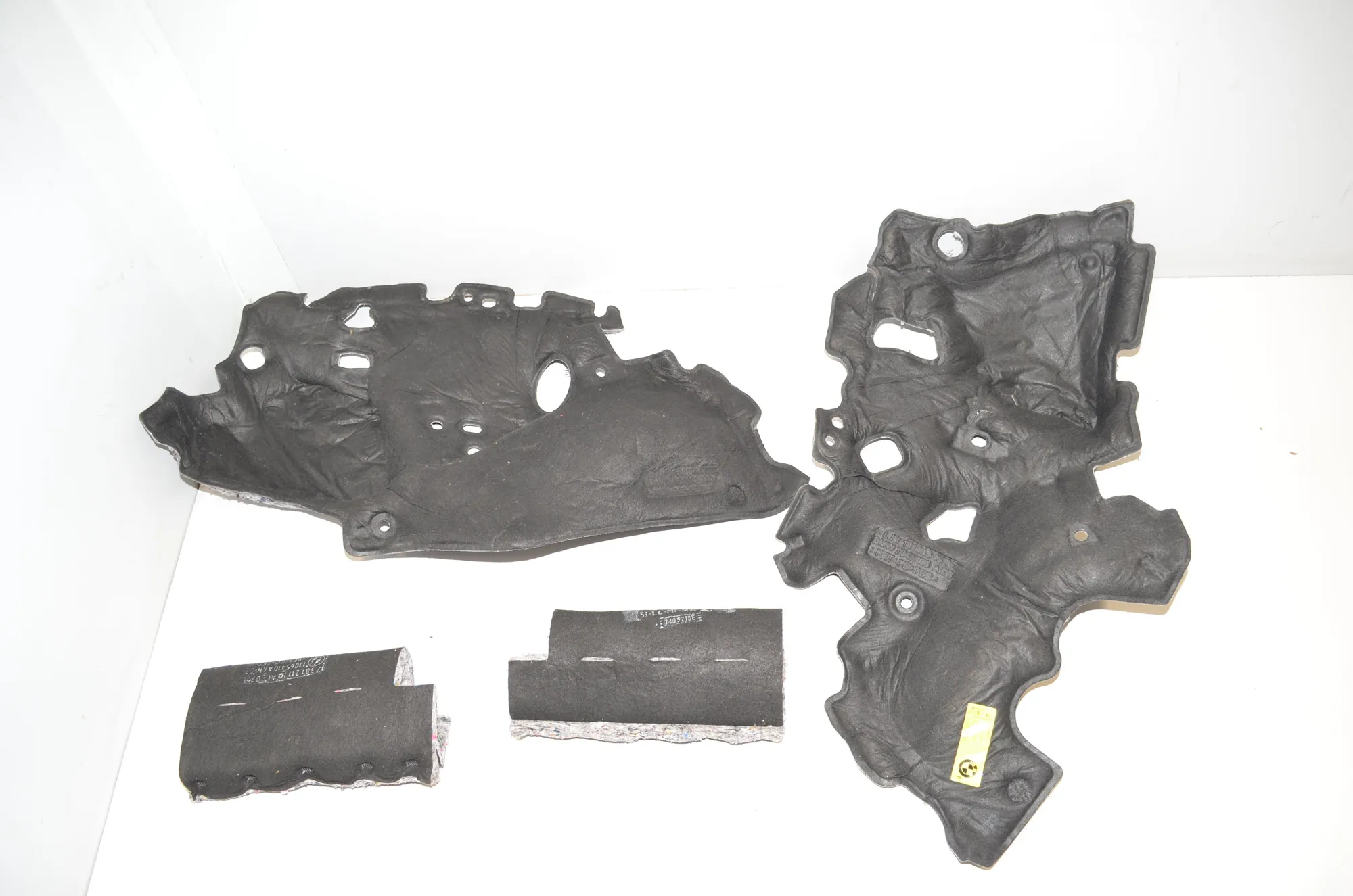 Sound Insulation – OEM 7942306 · BMW 3 Touring (G21) (2019 - -) 330 e Plug-in-Hybrid 2021 – 2