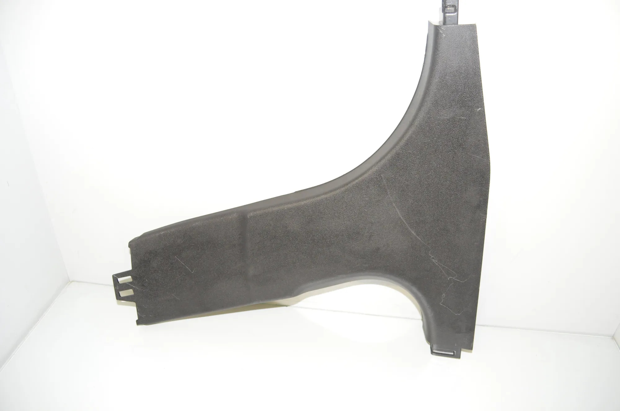 Left Side B Pillar Trim – OEM 7433243 · BMW 3 Touring (G21) (2019 - -) 330 e Plug-in-Hybrid 2021 – 2
