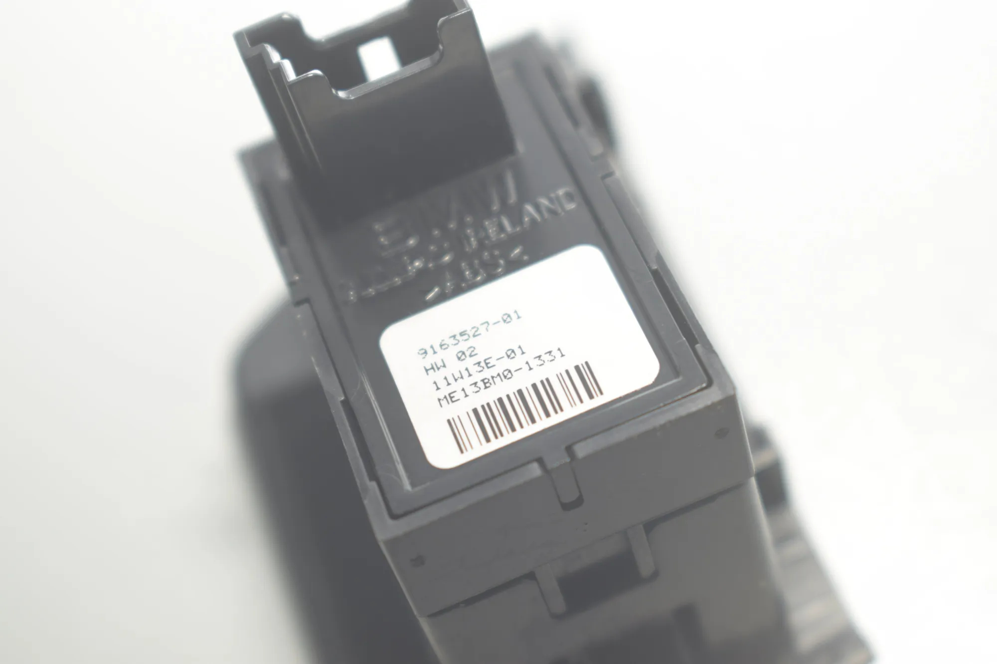 Front Right Door Window Switch – OEM 9163527 · BMW 5 Touring (F11) 530 d xDrive 2011 – 5