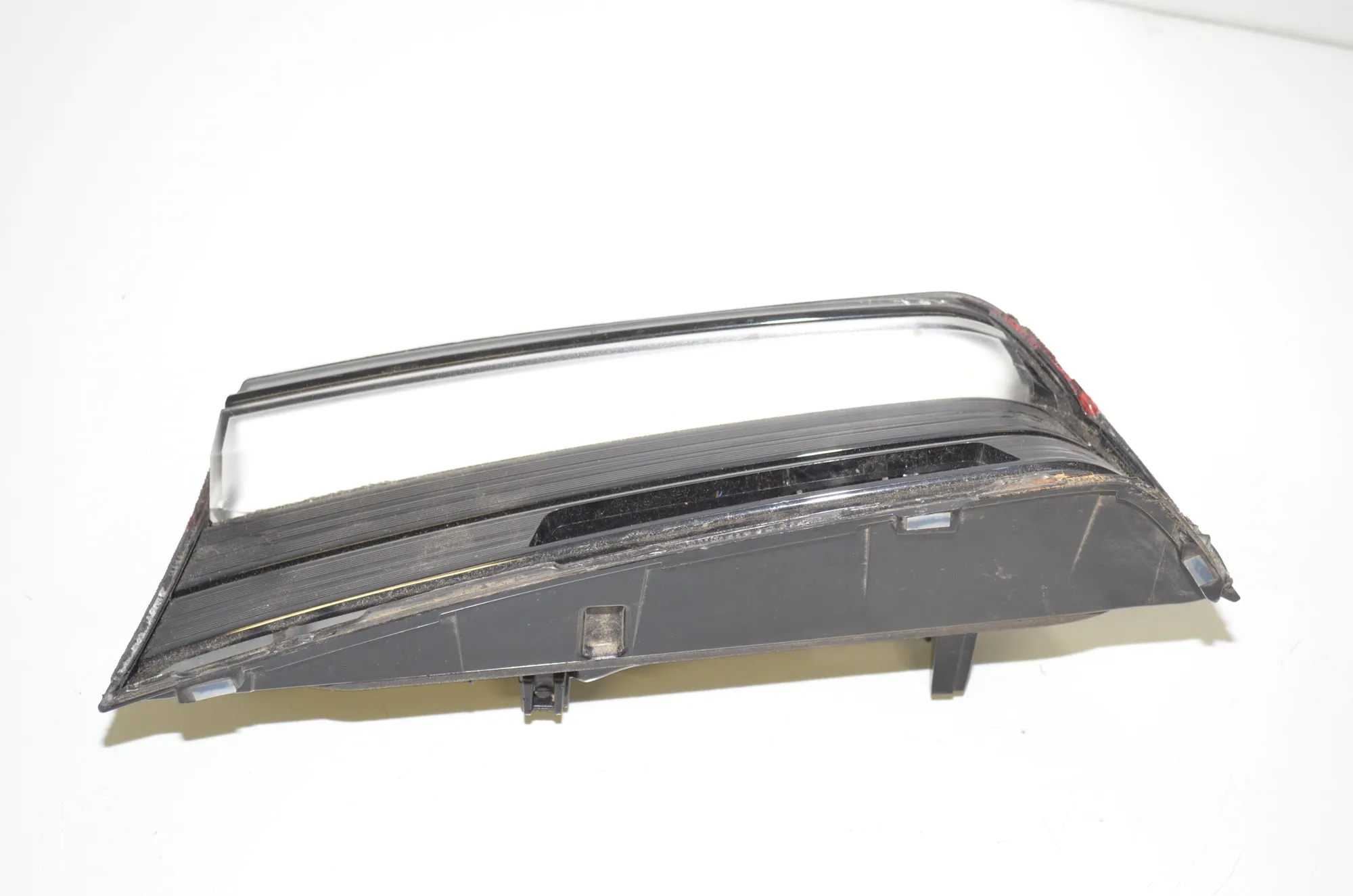 Right Side Tailgate Tail Light – OEM 5A3BC62 · BMW 3 Touring (G21) (2019 - -) 330 e Plug-in-Hybrid 2021 – 2