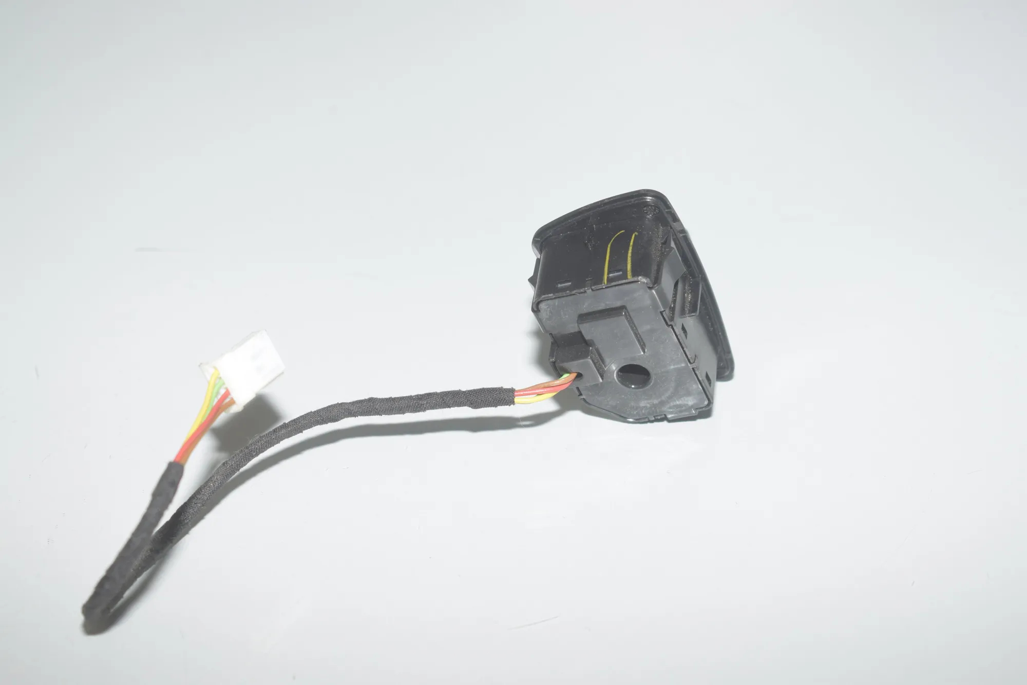 Steering Wheel Position Control Knob – OEM 9188877 · BMW 5 Touring (F11) 530 d xDrive 2011 – 4