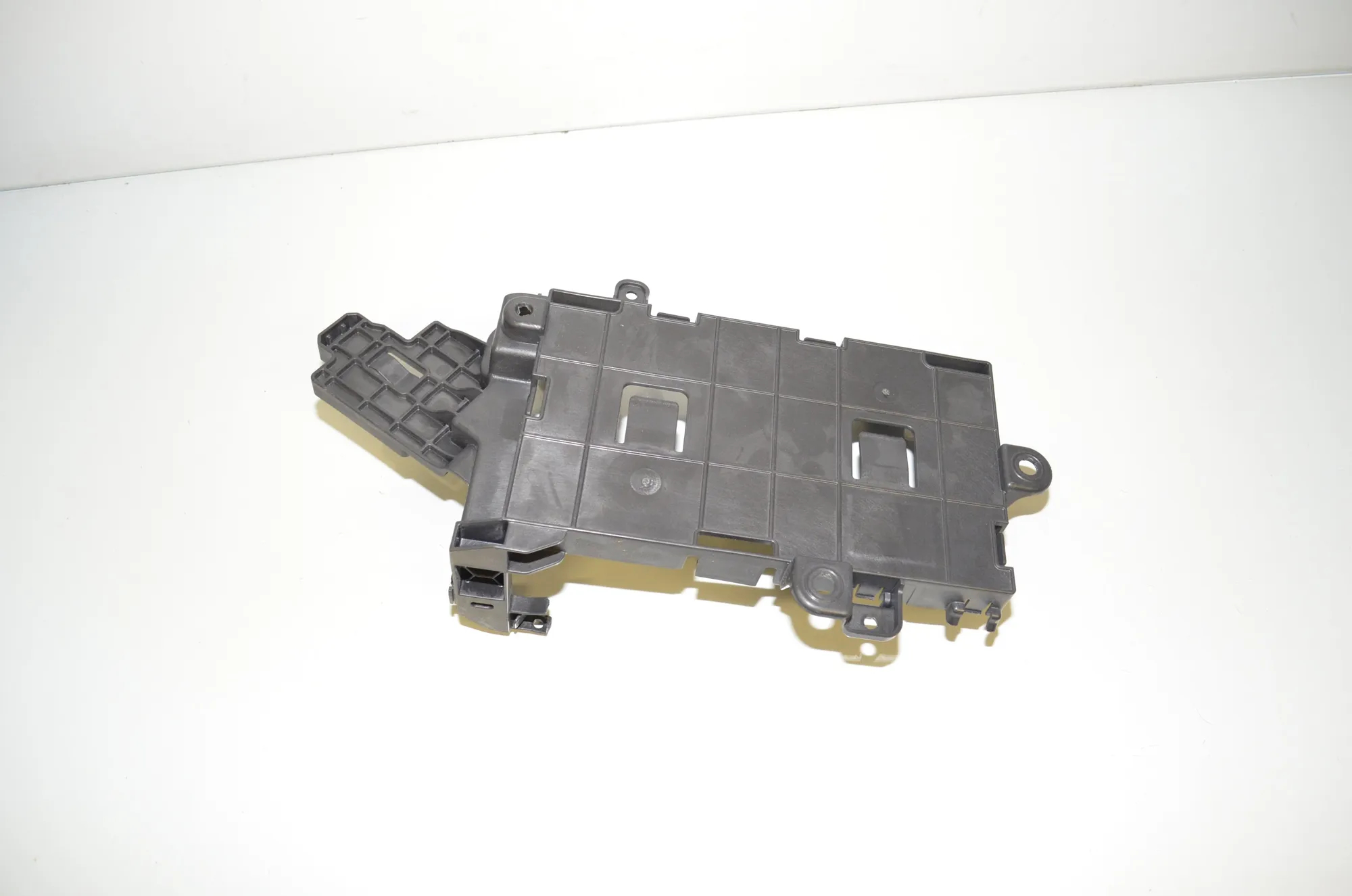 Bracket – OEM 8783809 · BMW 3 Touring (G21) (2019 - -) 330 e Plug-in-Hybrid 2021 – 4
