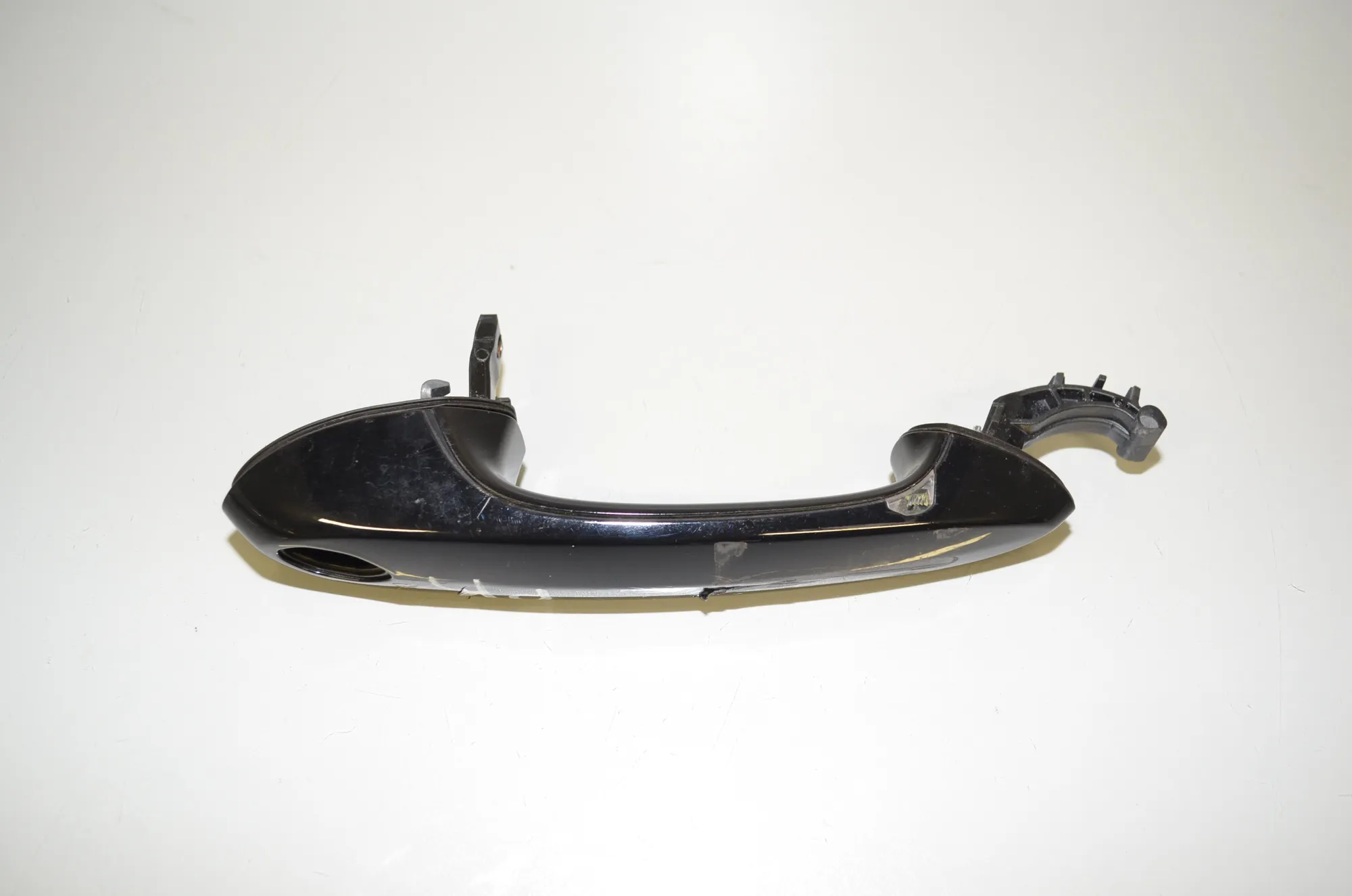 Front Left Door Exterior Handle – OEM 7470569 · BMW 3 Touring (G21) (2019 - -) 330 e Plug-in-Hybrid 2021 – 3