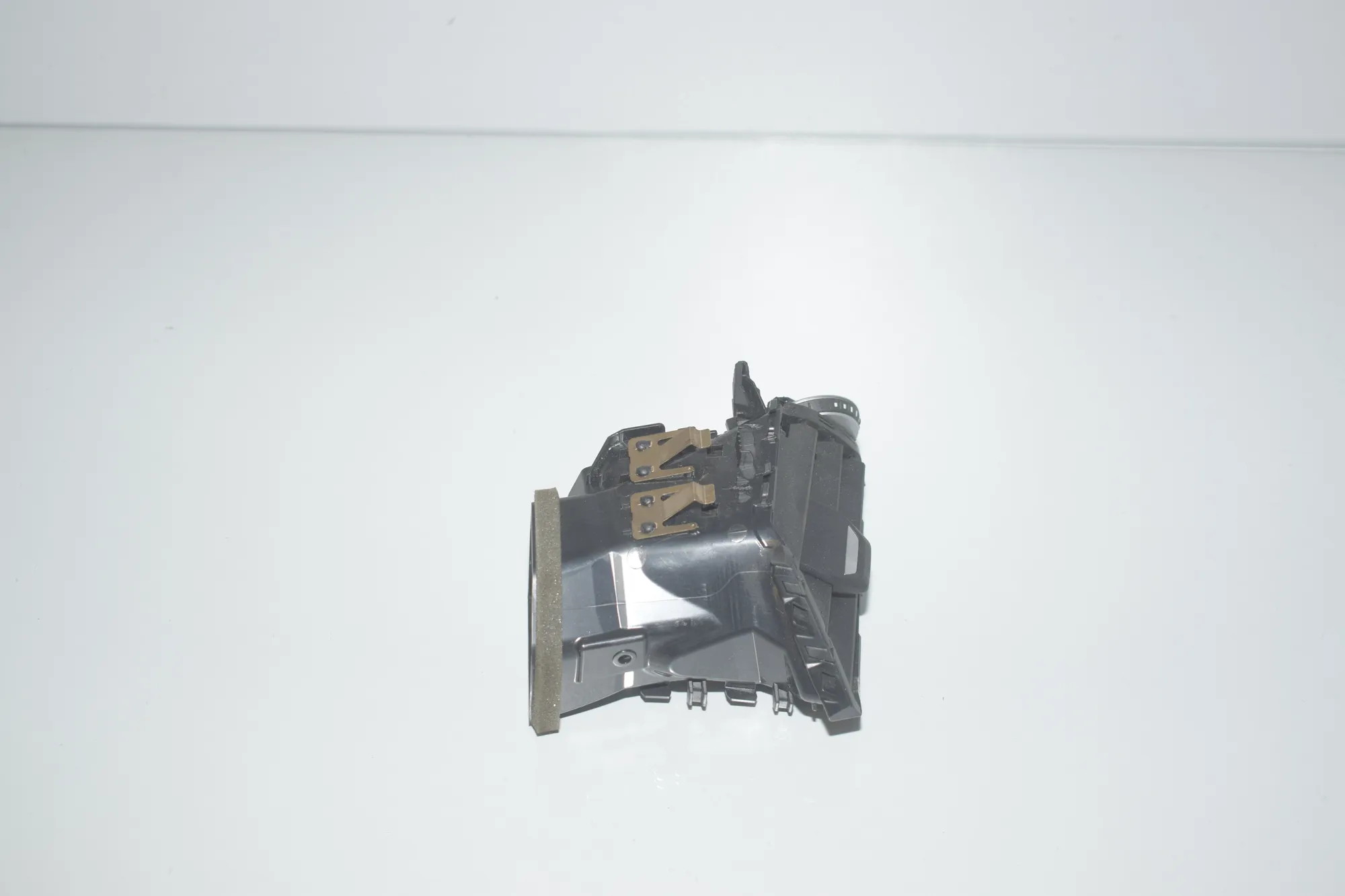 Dashboard Air Vents – OEM 6805563 · BMW 3 Touring (G21) BMW 3 Touring (G21) 320 d xDrive 2023 – 2