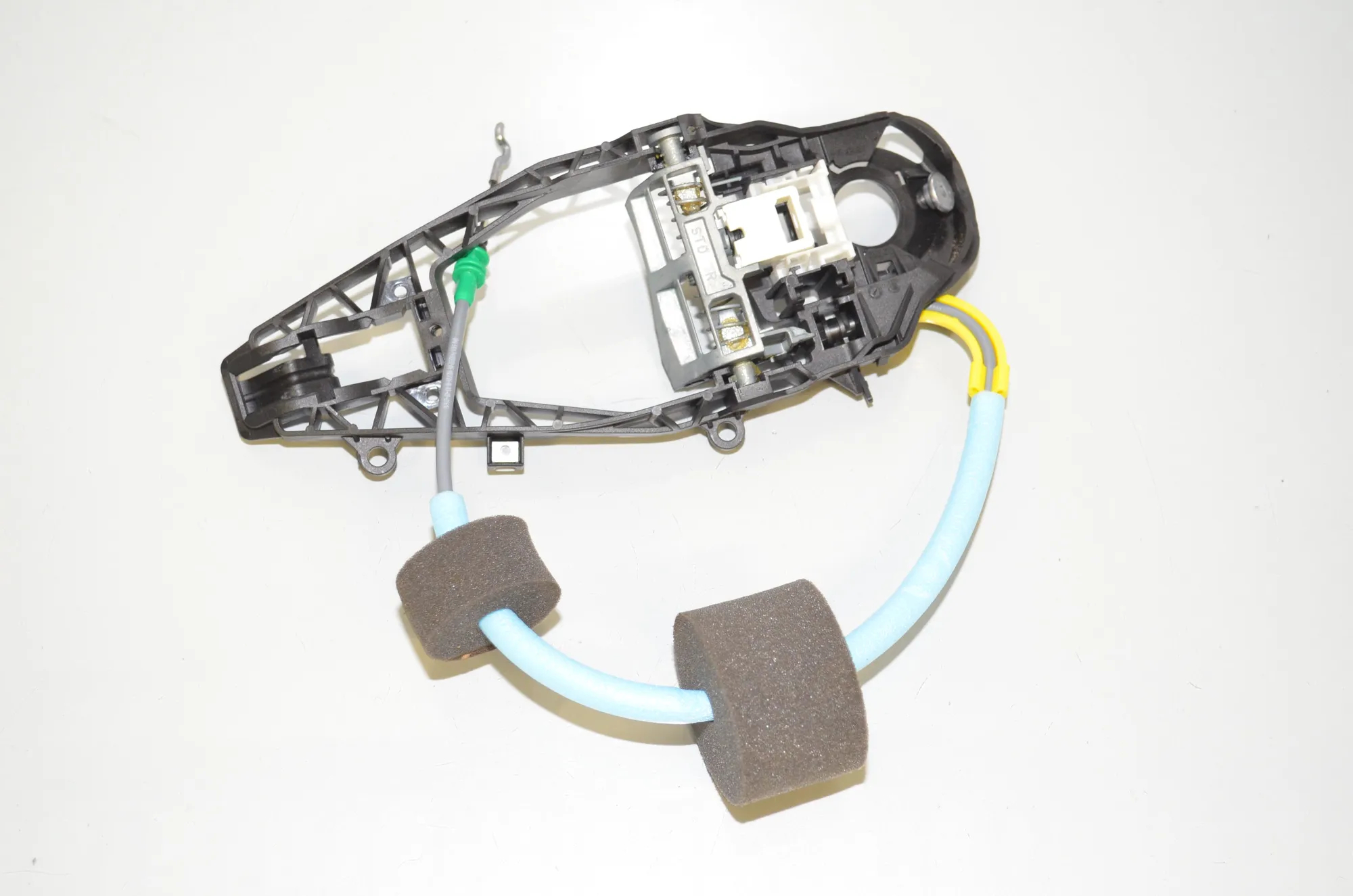 Front Right Door Interior Handle Frame – OEM 9881778 · BMW 3 Touring (G21) (2019 - -) 330 e Plug-in-Hybrid 2021 – 2
