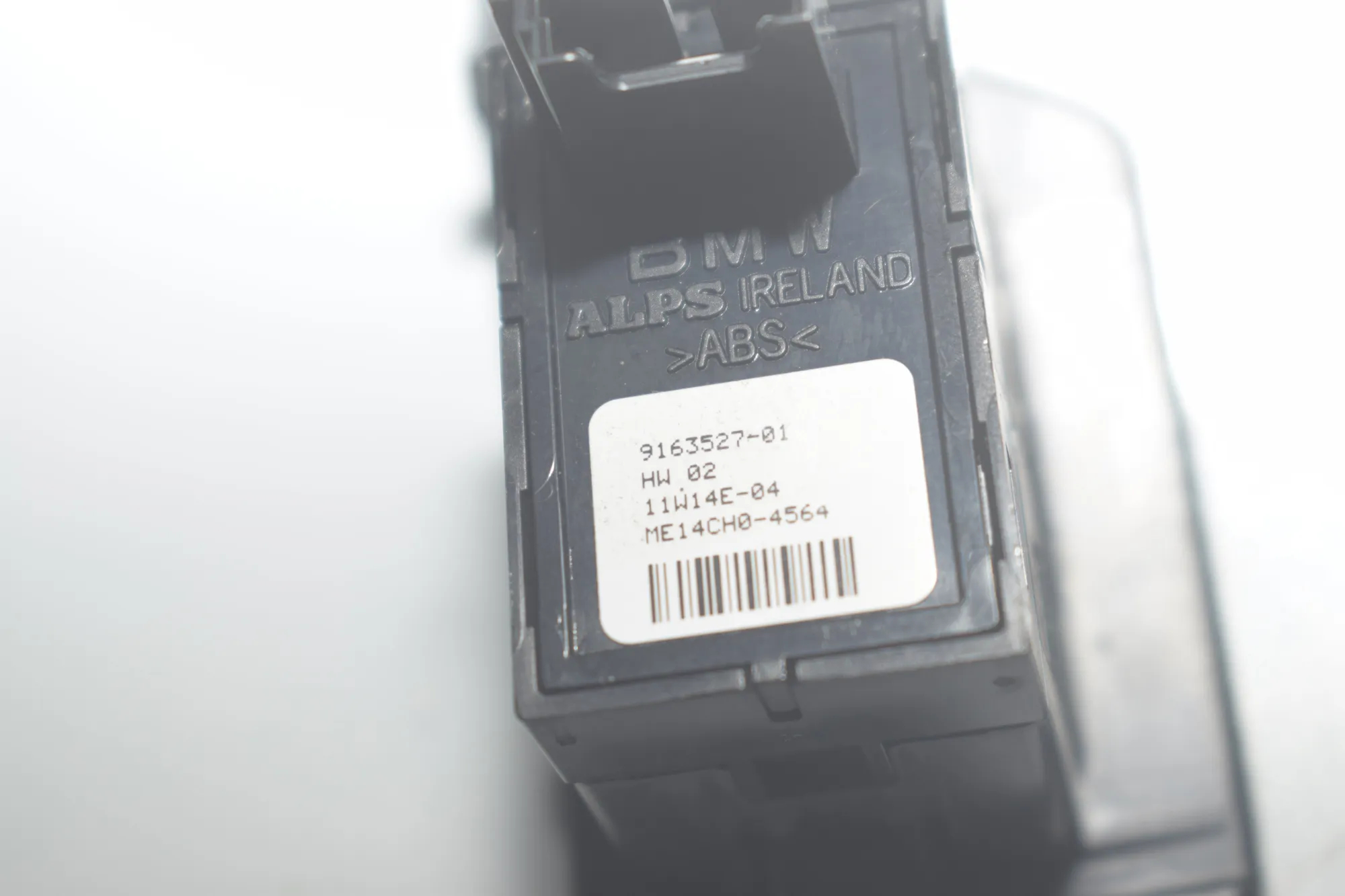Front Right Door Window Switch – OEM 9163527 · BMW 5 Touring (F11) 530 d xDrive 2011 – 6