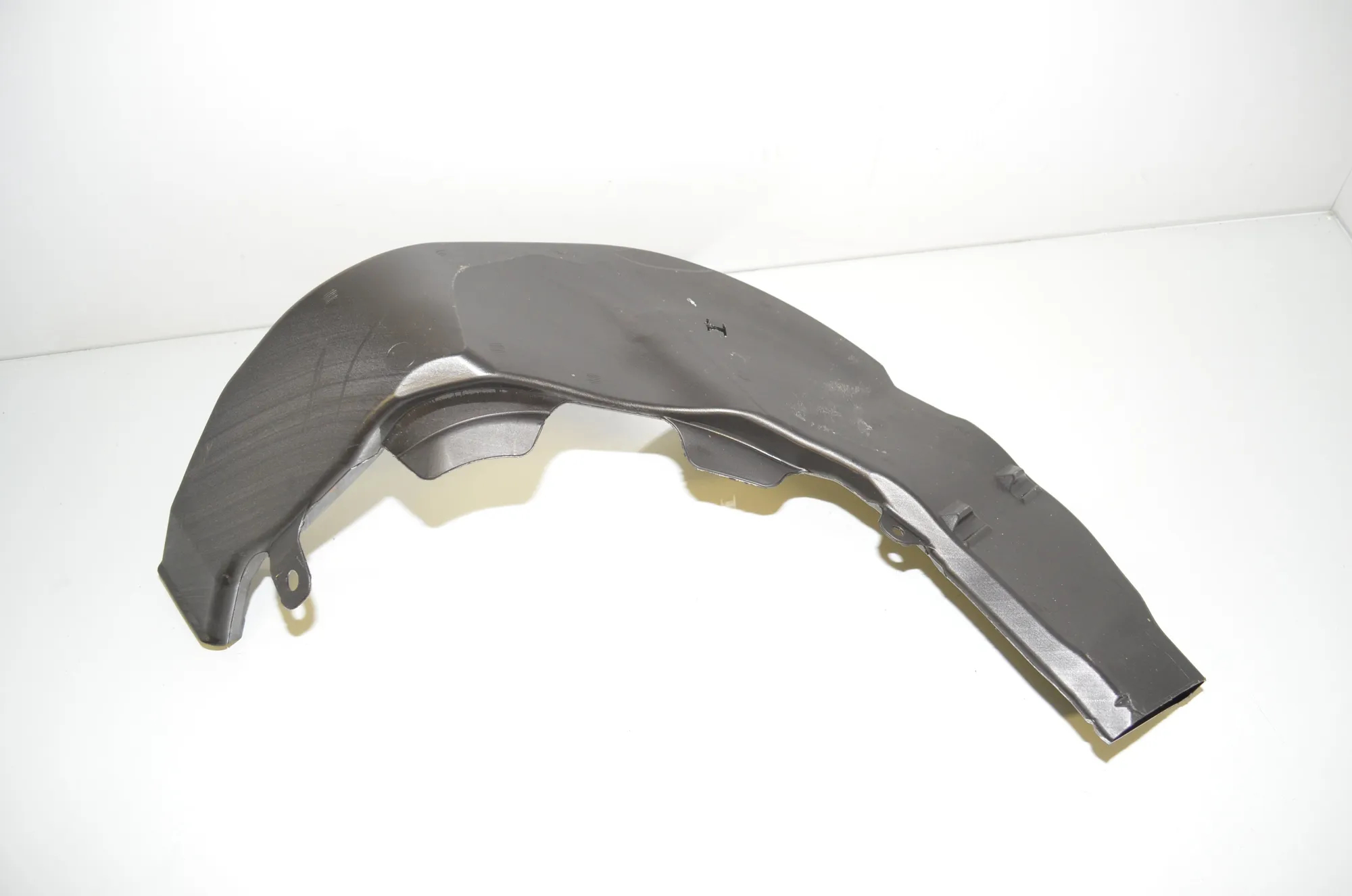 Interior Air Duct Channel – OEM 7443137 · BMW 3 Touring (G21) (2019 - -) 330 e Plug-in-Hybrid 2021 – 3
