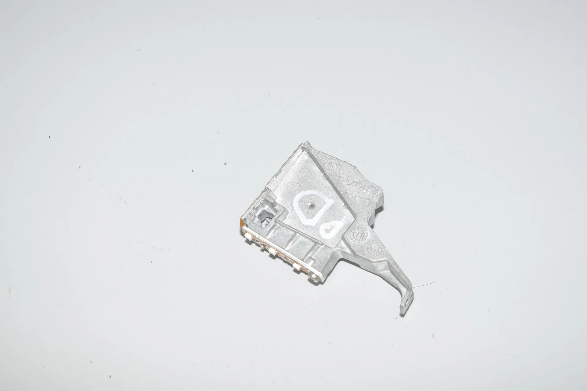 LED Lights Control Unit – OEM 174335-02 · BMW 5 Touring (F11) 530 d xDrive 2011 – 2