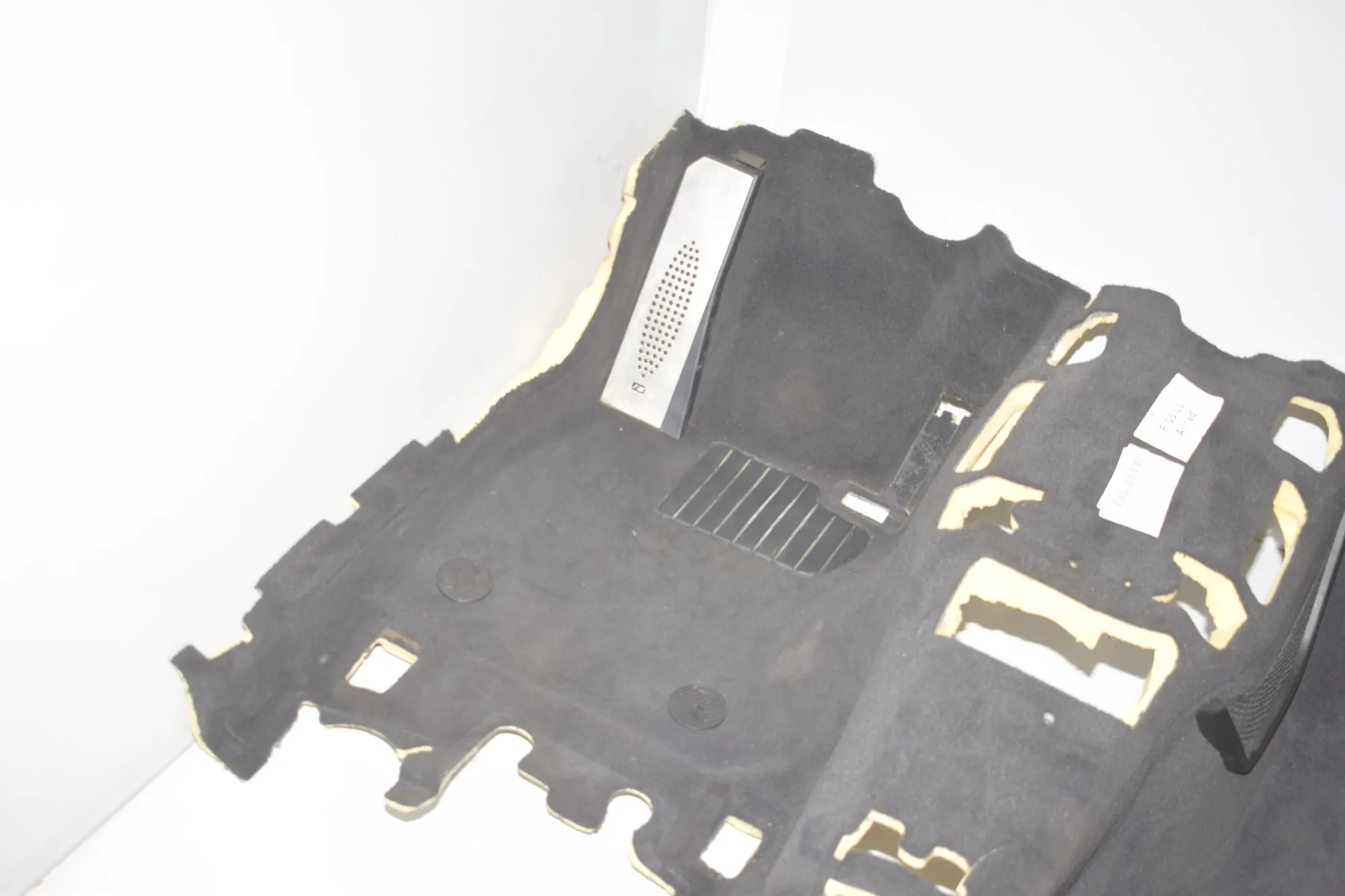 Interior Mat – OEM 8054154 · BMW 6 Gran Coupe (F06) 650 i xDrive 2013 – 3