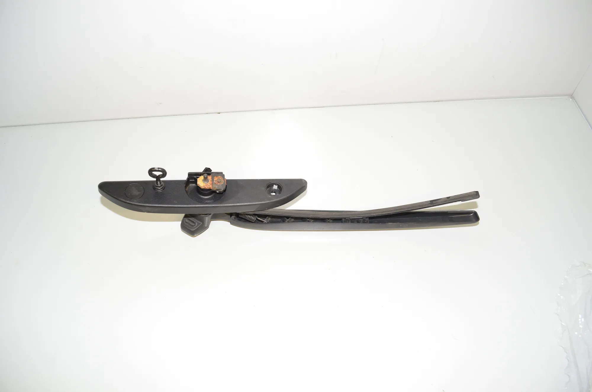 Rear Window Wiper – OEM 7355820 · BMW 5 Touring (F11) 530 d 2015 – 3