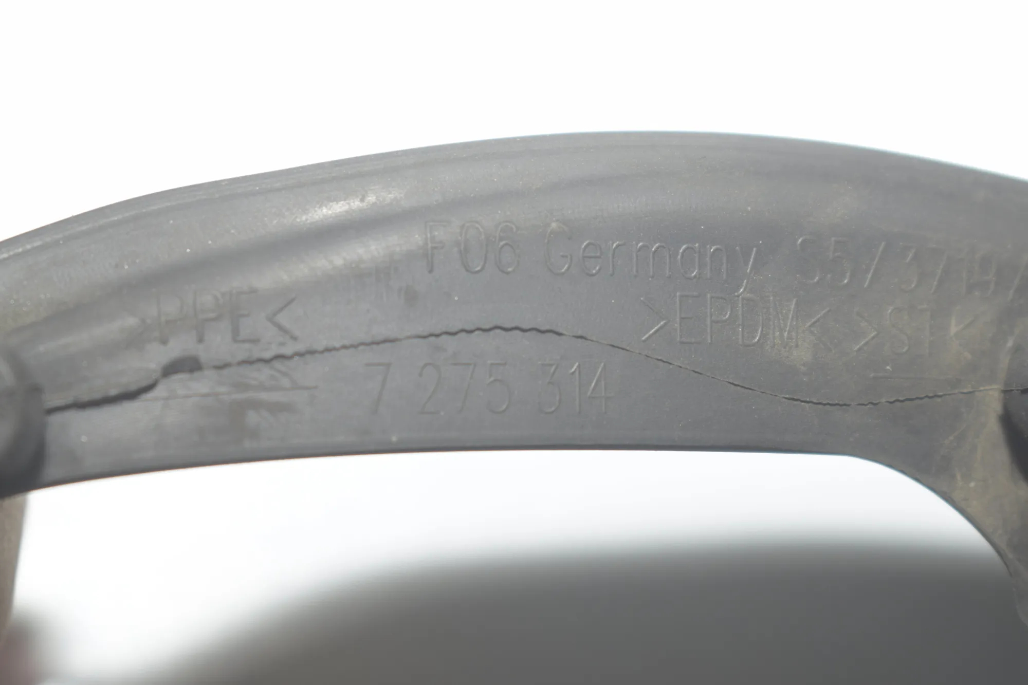 Rear Left Door Seal Rubber – OEM 7275313 · BMW 6 Gran Coupe (F06) 650 i xDrive 2013 – 6