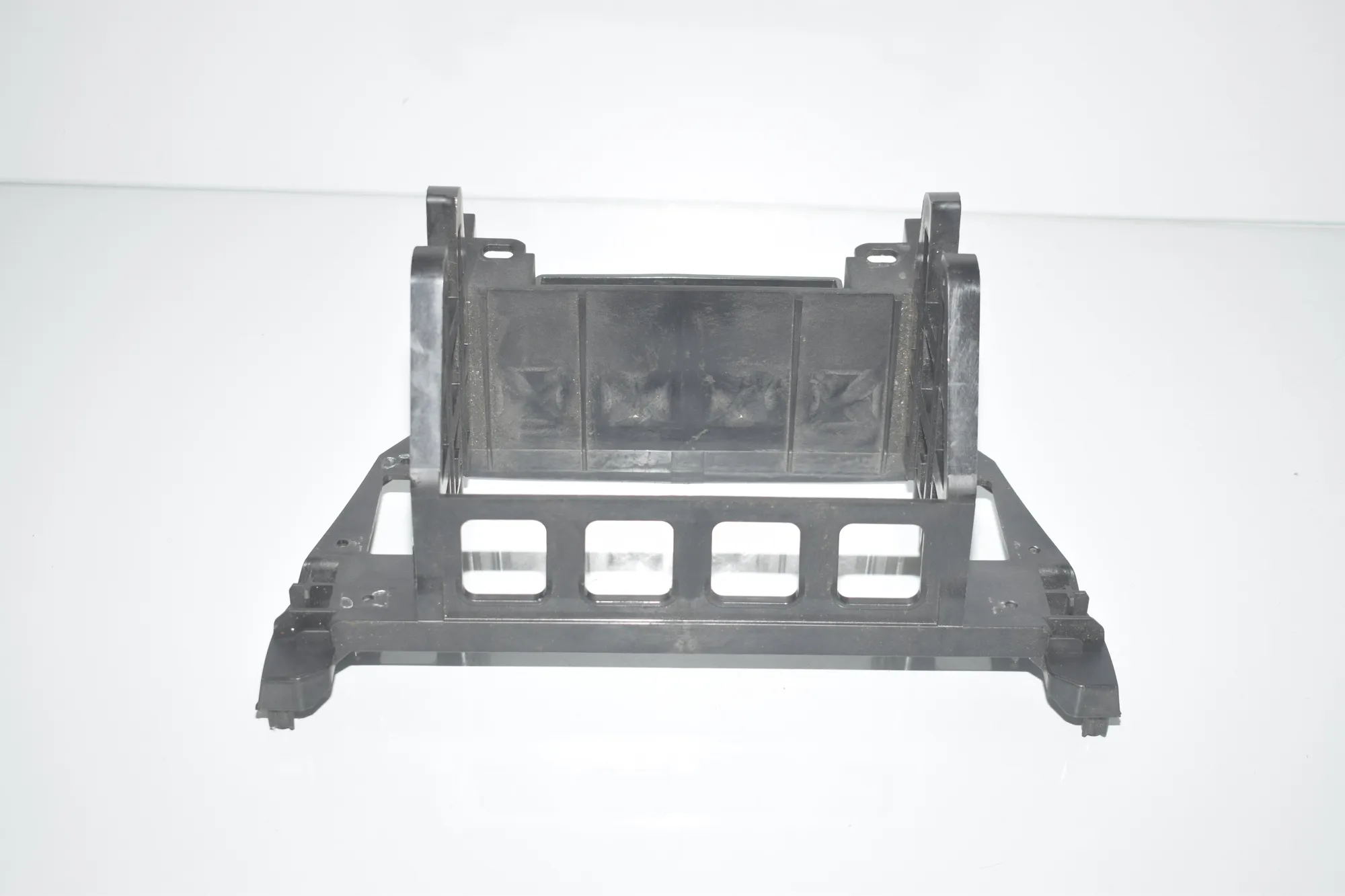 Bracket – OEM 105023891 · BMW 6 Gran Coupe (F06) 650 i xDrive 2013 – 4