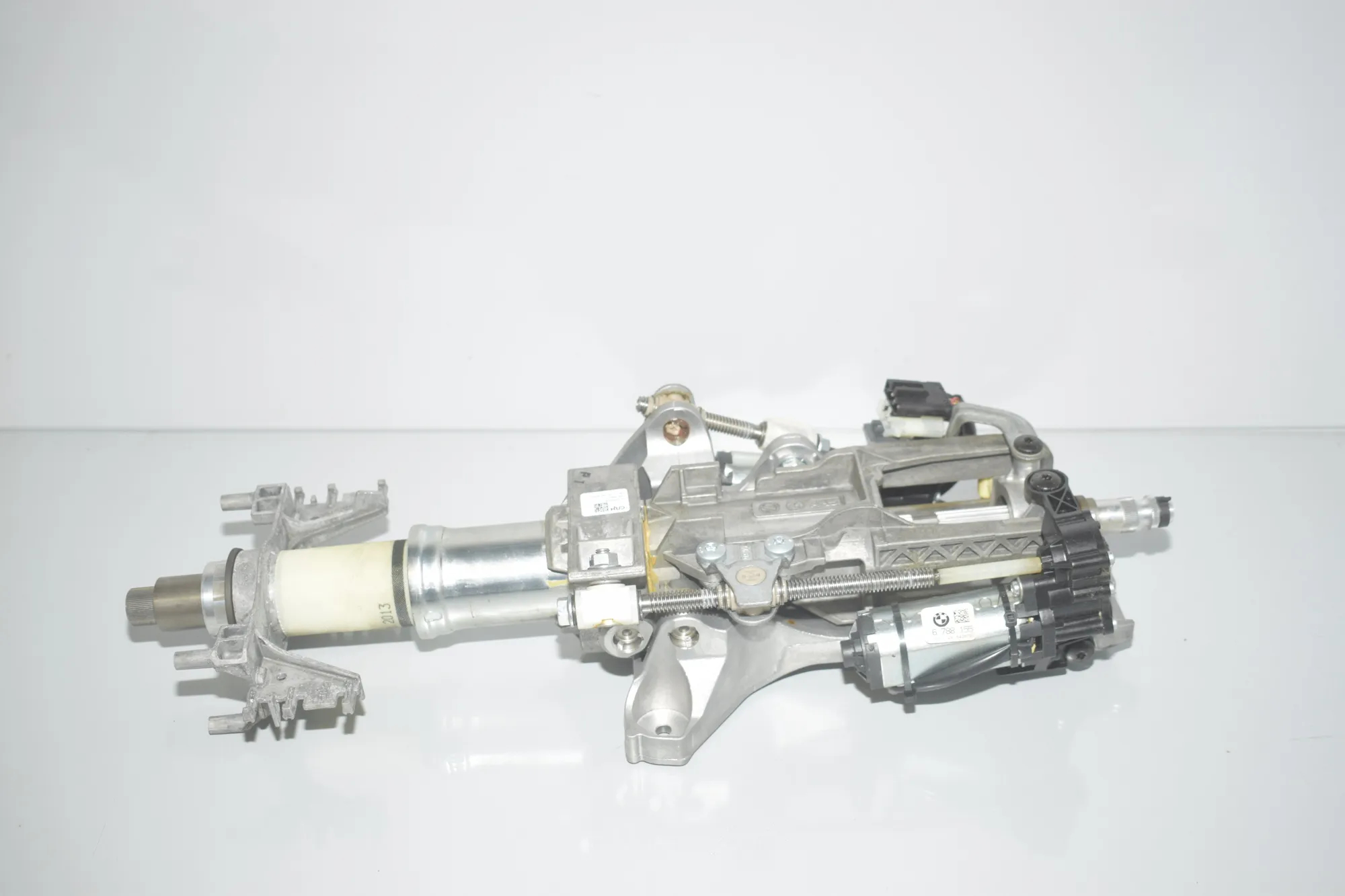 Steering Wheel Adjustment Mechanism – OEM 6788155 · BMW 6 Gran Coupe (F06) 650 i xDrive 2013 – 3
