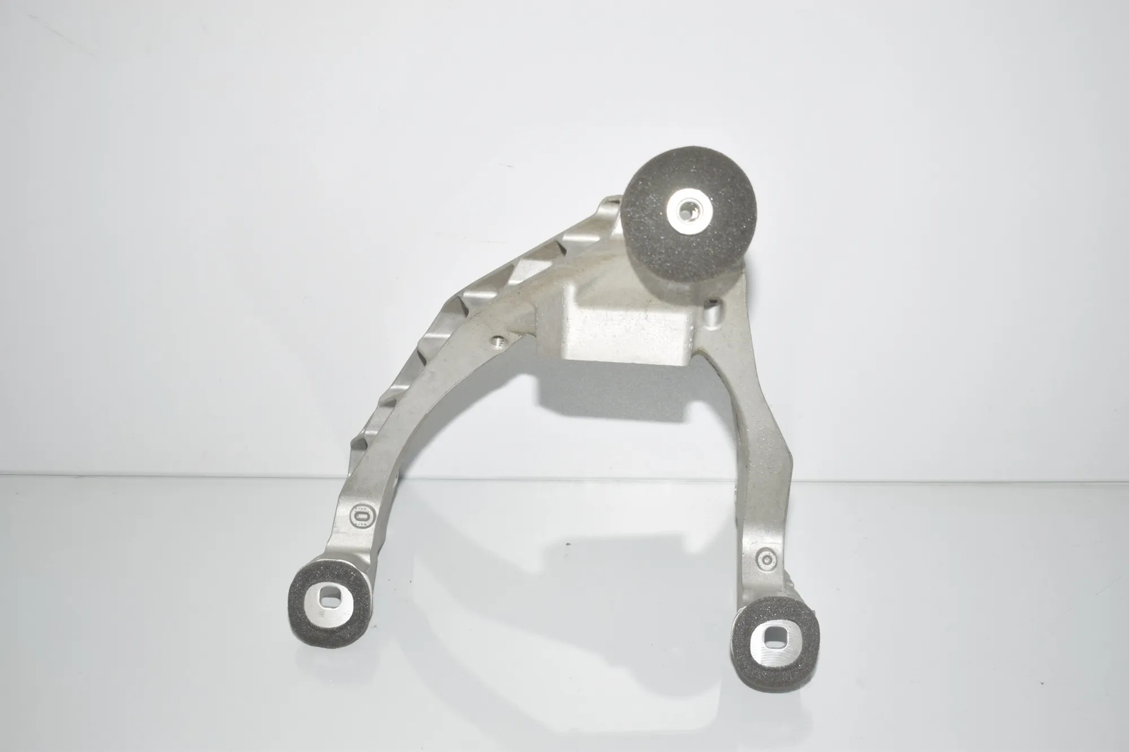 Other Body Parts – OEM 698918 · BMW 6 Gran Coupe (F06) 650 i xDrive 2013 – 4