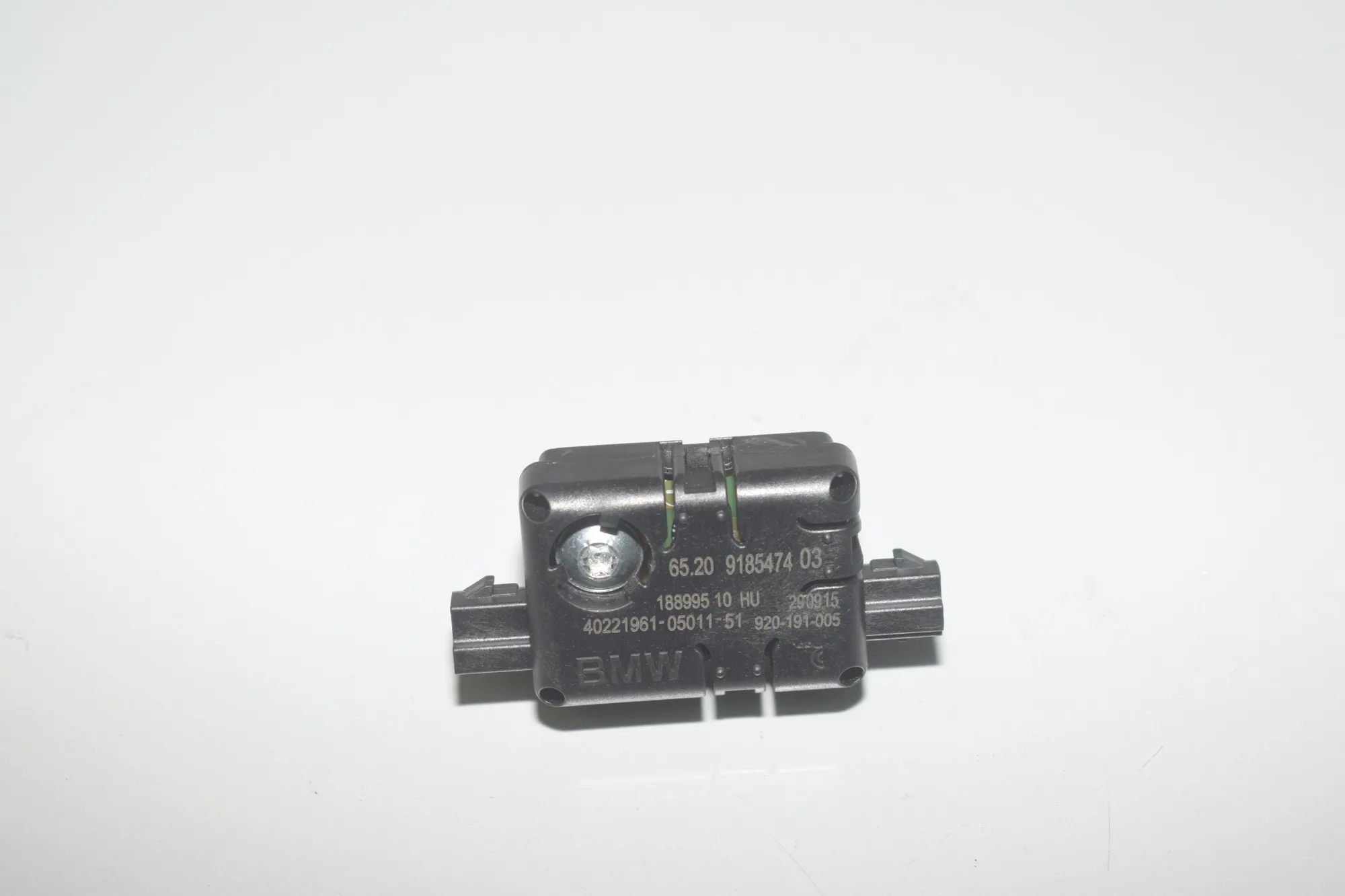 Antenna Amplifier – OEM 9185474 · BMW 5 Touring (F11) 530 d 2015 – 2