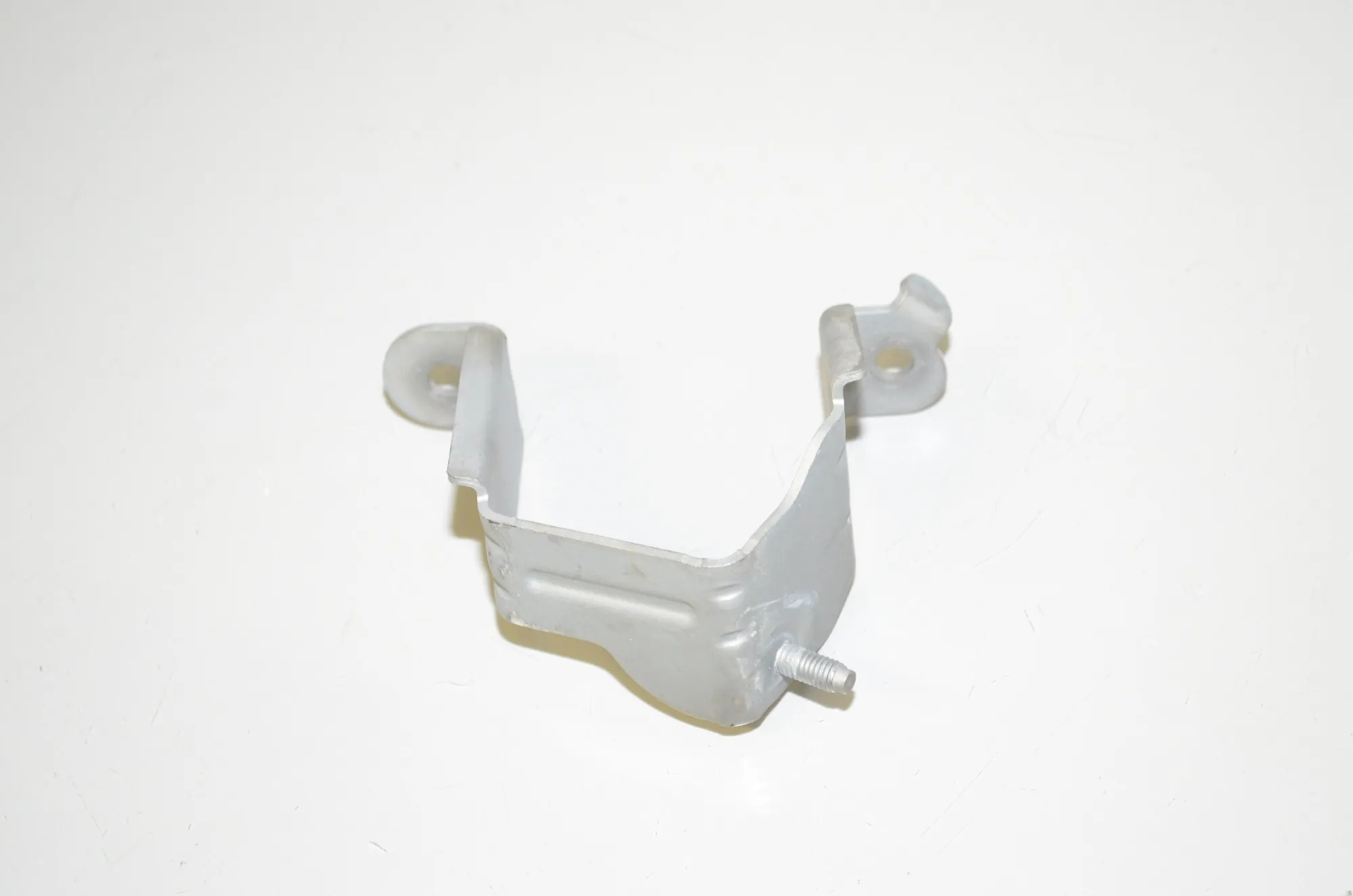 Bracket – OEM 8489493 · BMW 3 Touring (G21) (2019 - -) 330 e Plug-in-Hybrid 2021 – 2