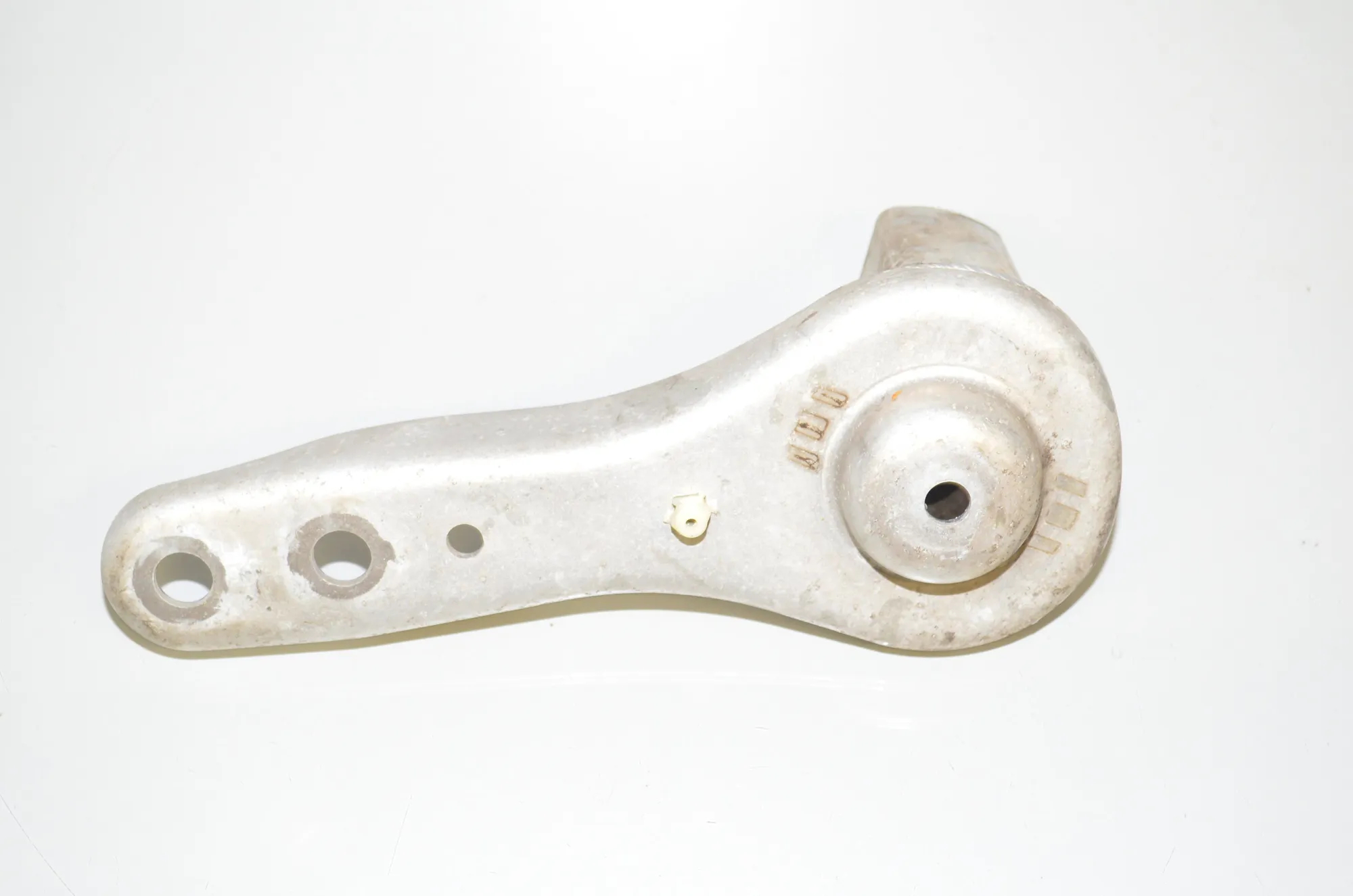 Bracket – OEM 6883287 · BMW 3 Touring (G21) (2019 - -) 330 e Plug-in-Hybrid 2021 – 4
