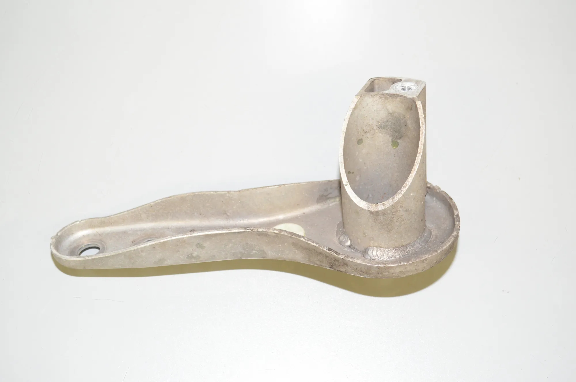 Bracket – OEM 6883288 · BMW 3 Touring (G21) (2019 - -) 330 e Plug-in-Hybrid 2021 – 2