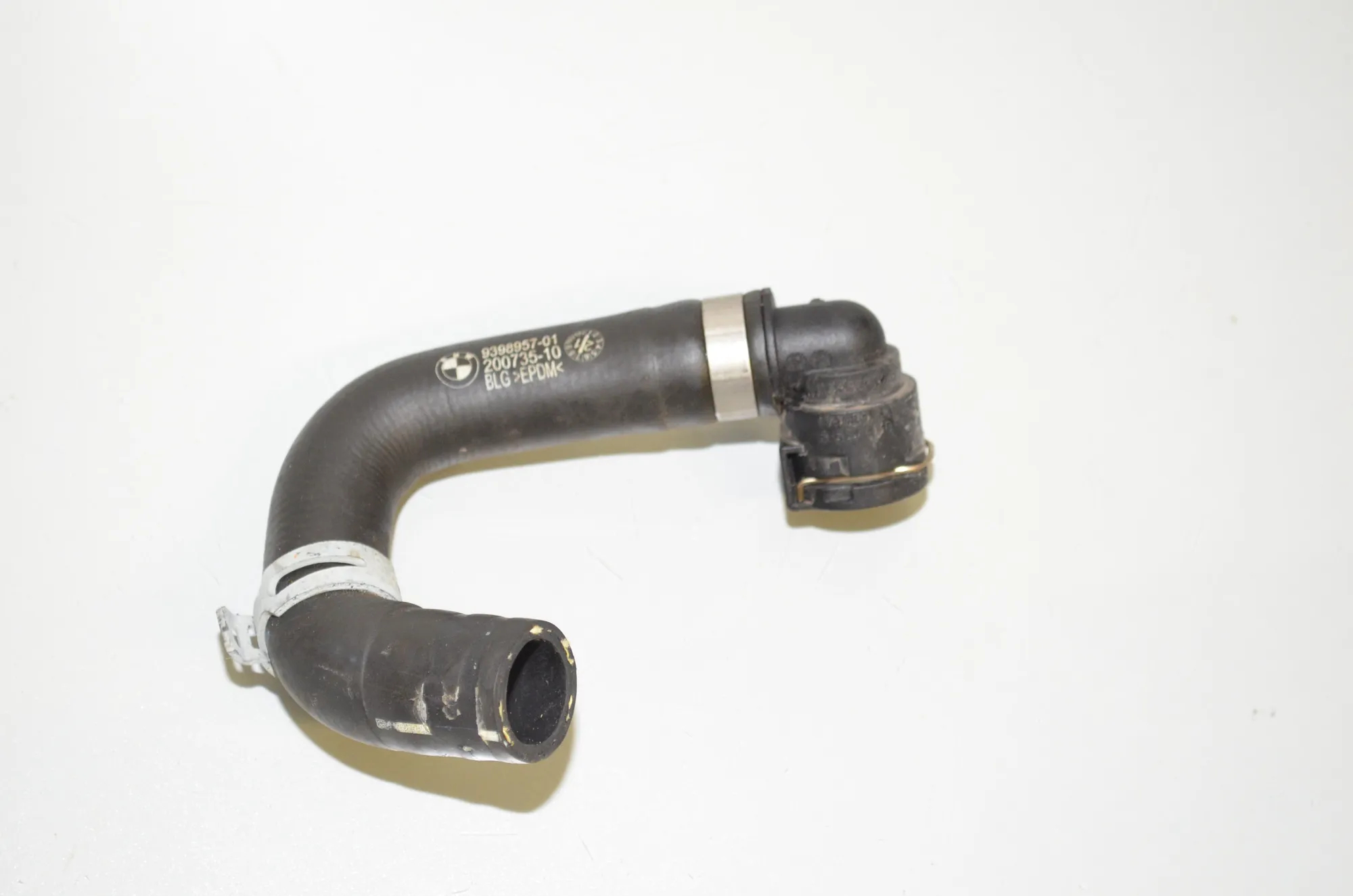 Coolant Hose Pipe – OEM 9398957 · BMW 3 Touring (G21) (2019 - -) 330 e Plug-in-Hybrid 2021