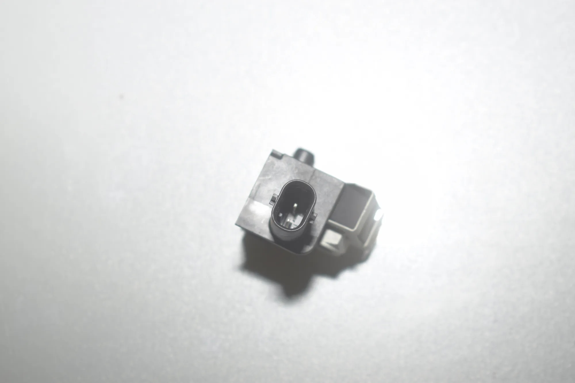 Front Right Impact Sensor – OEM 9224177 · BMW 5 Touring (F11) 530 d 2015 – 3