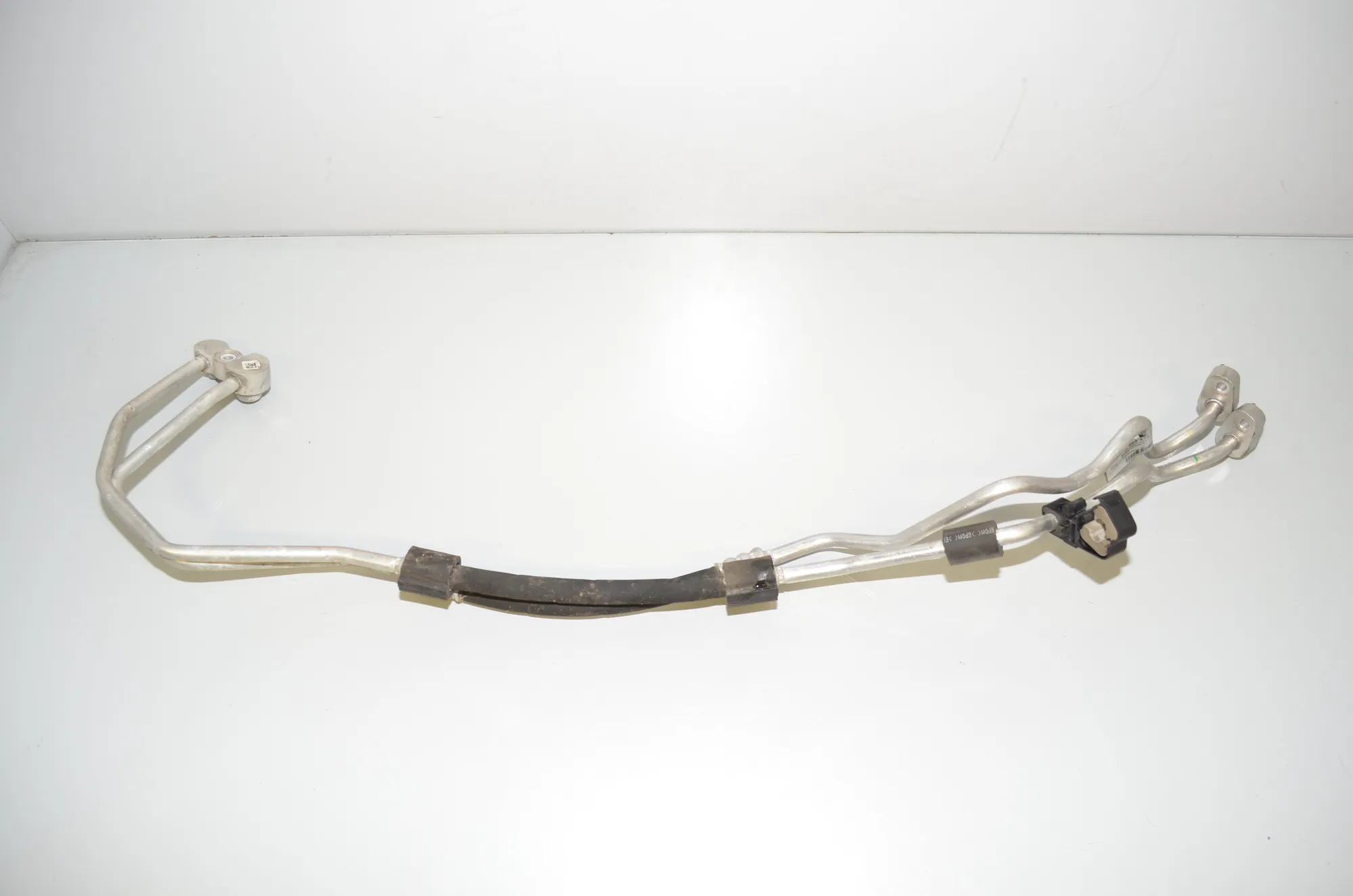 A/C Air Con Hose Pipe – OEM 9395473 · BMW 3 Touring (G21) (2019 - -) 330 e Plug-in-Hybrid 2021