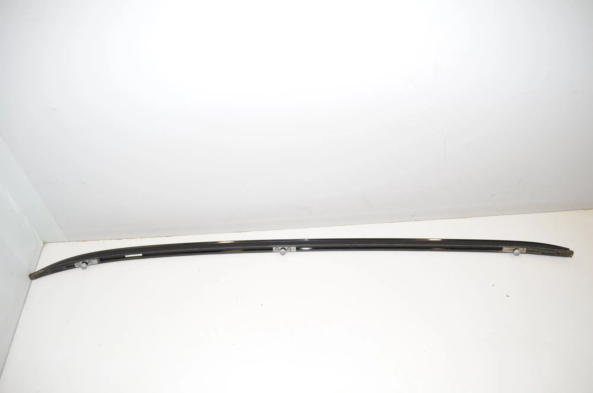 Right Side Roof Rail – OEM 8073212 · BMW 3 Touring (G21) (2019 - -) 330 e Plug-in-Hybrid 2021 – 2