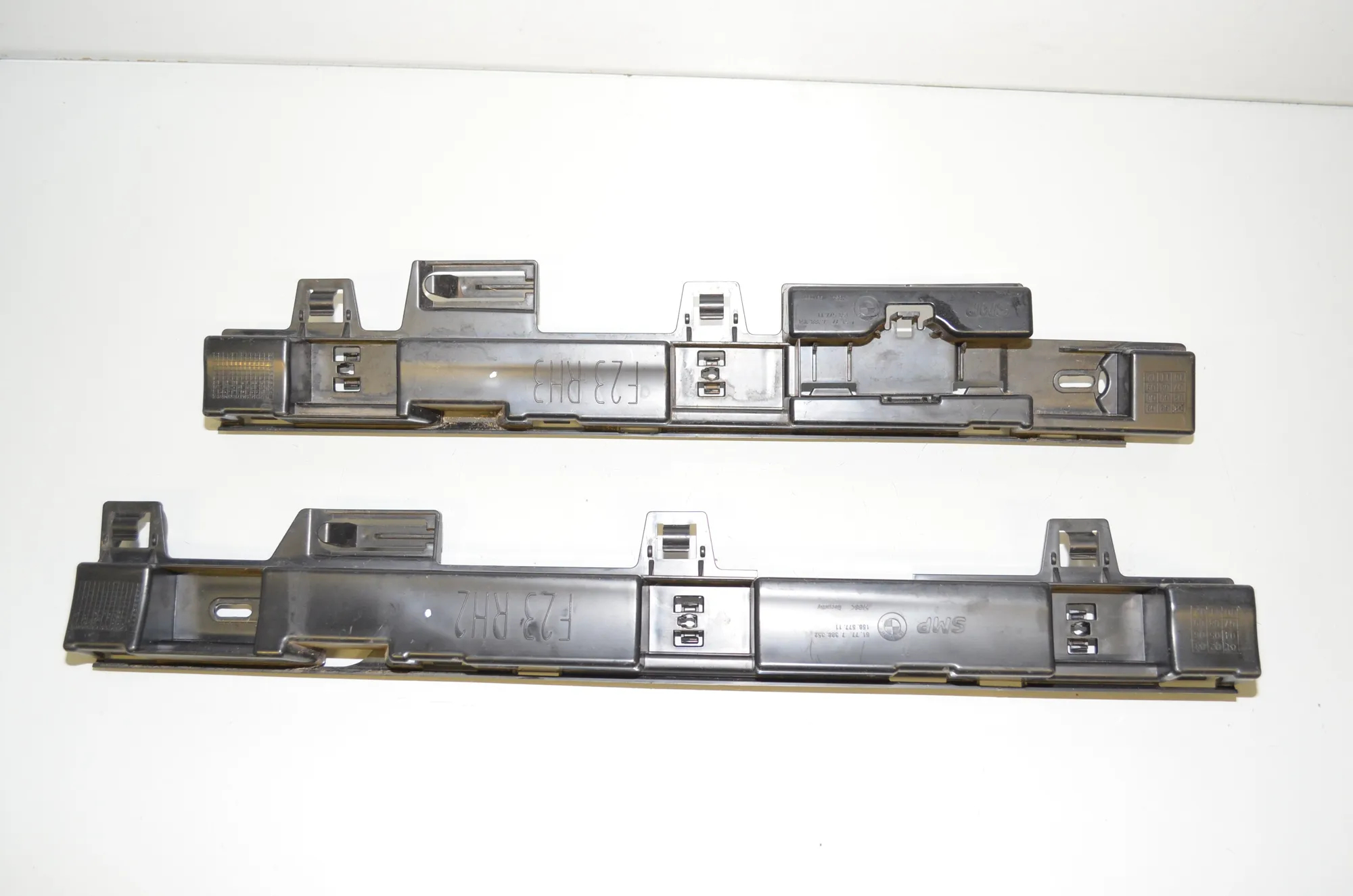 Sideskirt Bracket – OEM 7388352 · BMW 2 Cabrio (F23) 220 i 2017 – 3