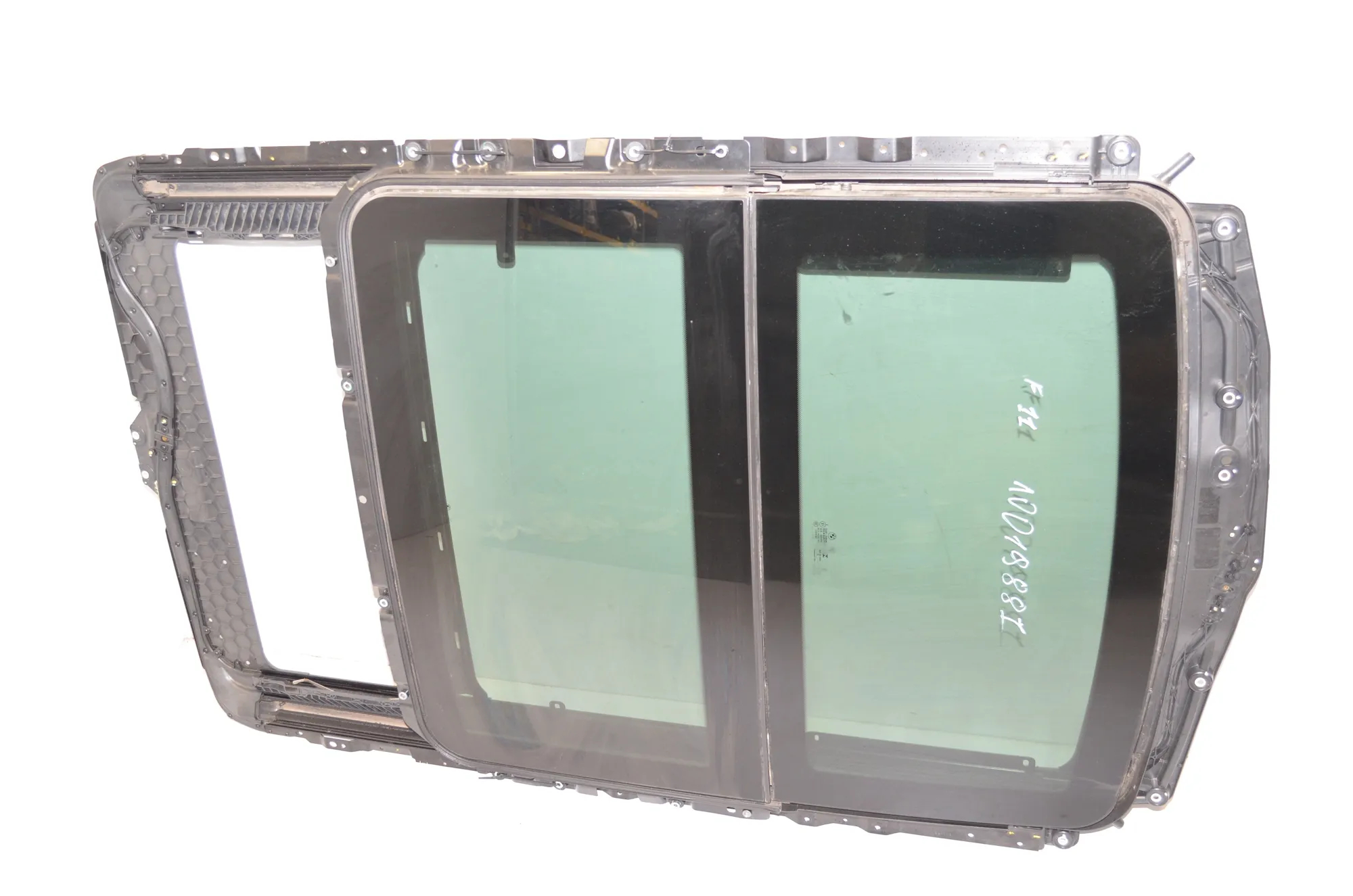 Sunroof – OEM 8038162 · BMW 5 Touring (F11) 530 d 2015 – 2