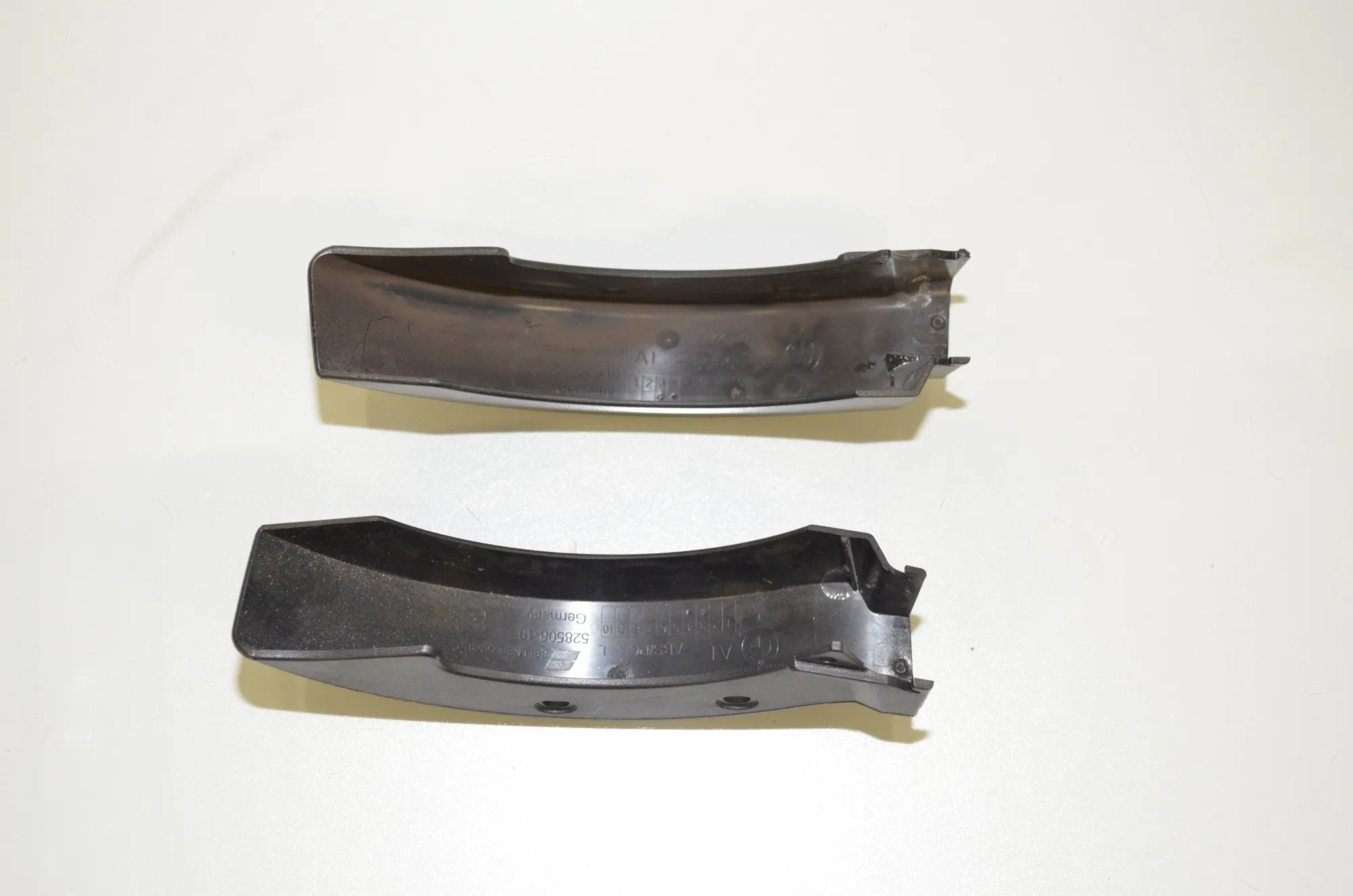 Hinge Trim – OEM 7222167 · BMW 5 Touring (F11) 530 d 2015 – 3