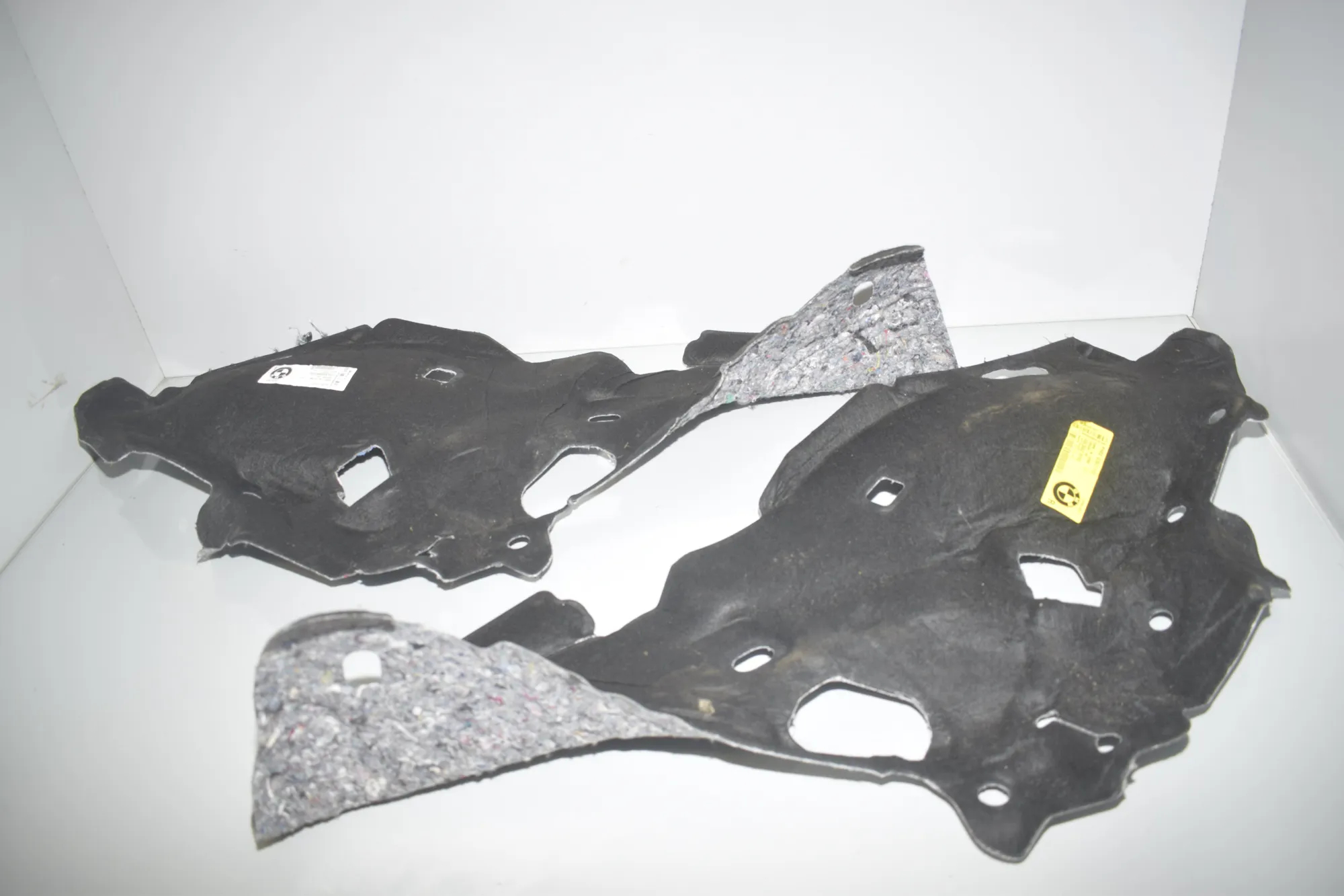 Sound Insulation – OEM 7445269 · BMW 3 Touring (G21) (2019 - -) 330 e Plug-in-Hybrid 2021