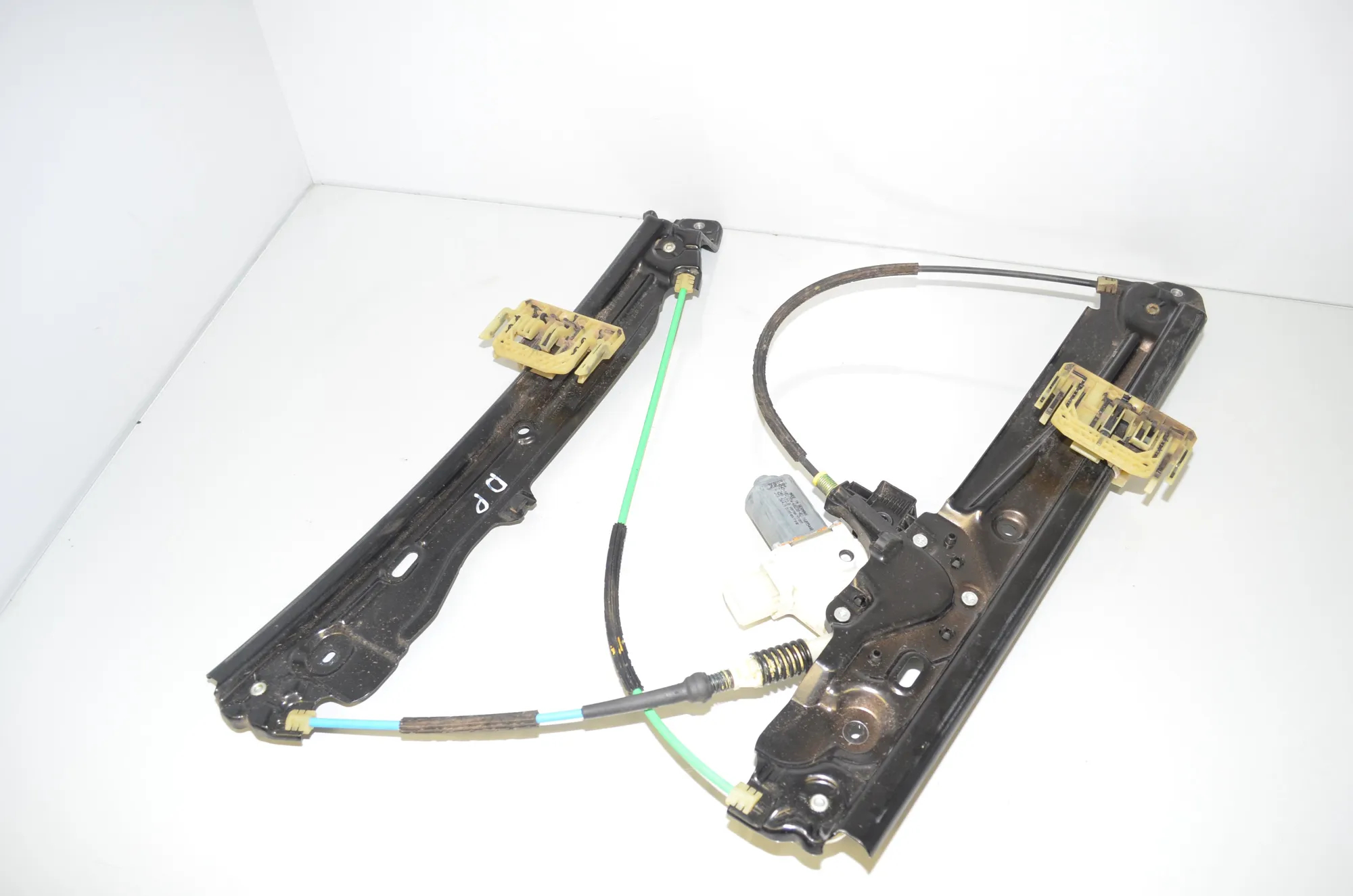 Front Right Door Window Regulator – OEM 7182132 · BMW 5 Touring (F11) 530 d 2015