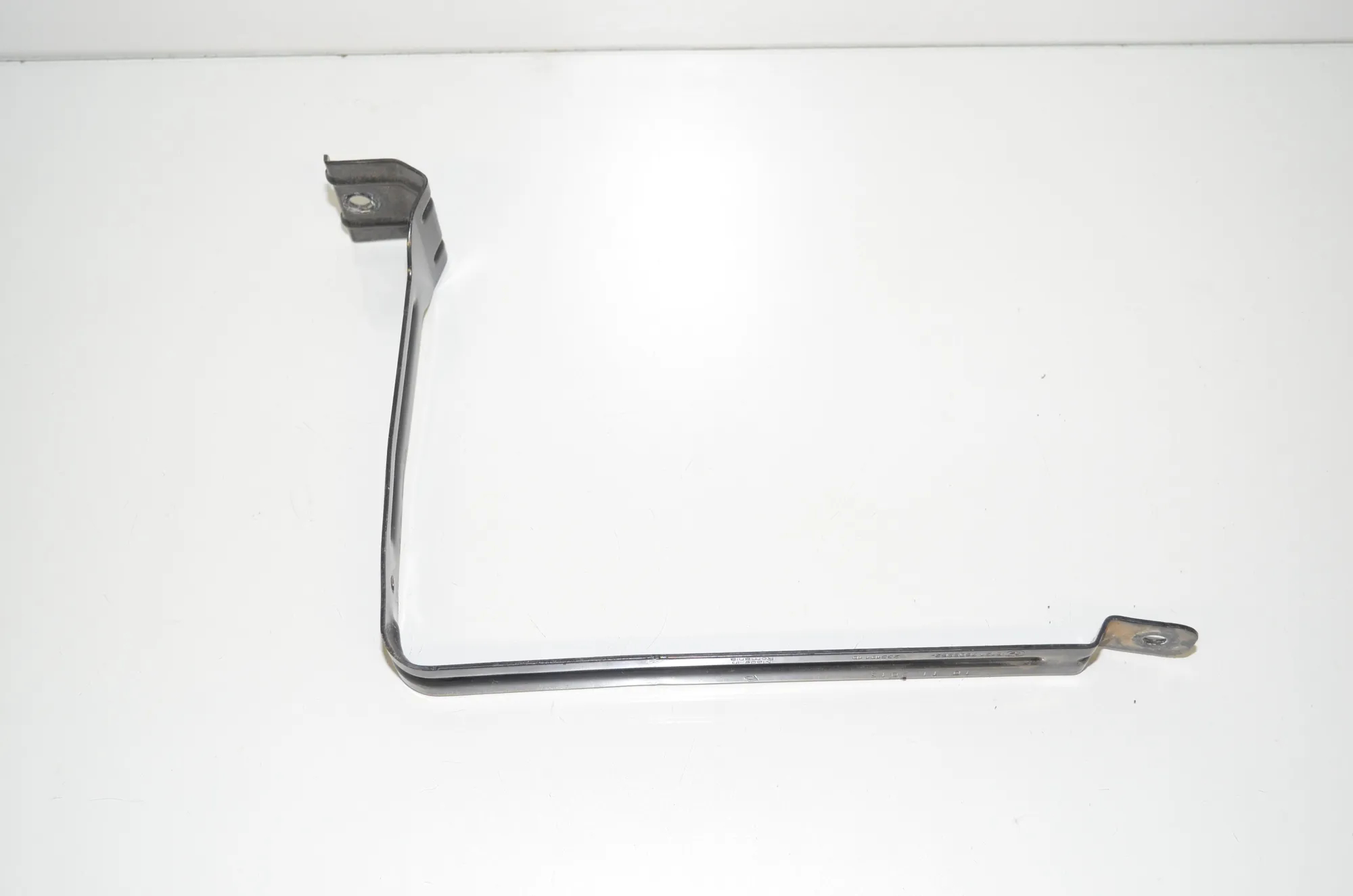 Battery Holder – OEM 7609962 · BMW 6 Gran Coupe (F06) 650 i xDrive 2013