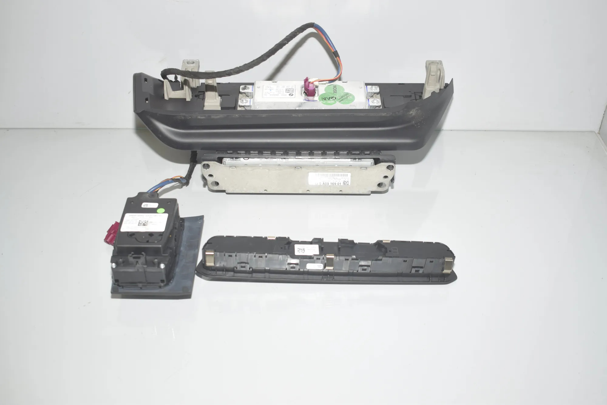 Navigation System – OEM 61315A47C61 · BMW 3 Touring (G21) (2019 - -) 330 e Plug-in-Hybrid 2021 – 5