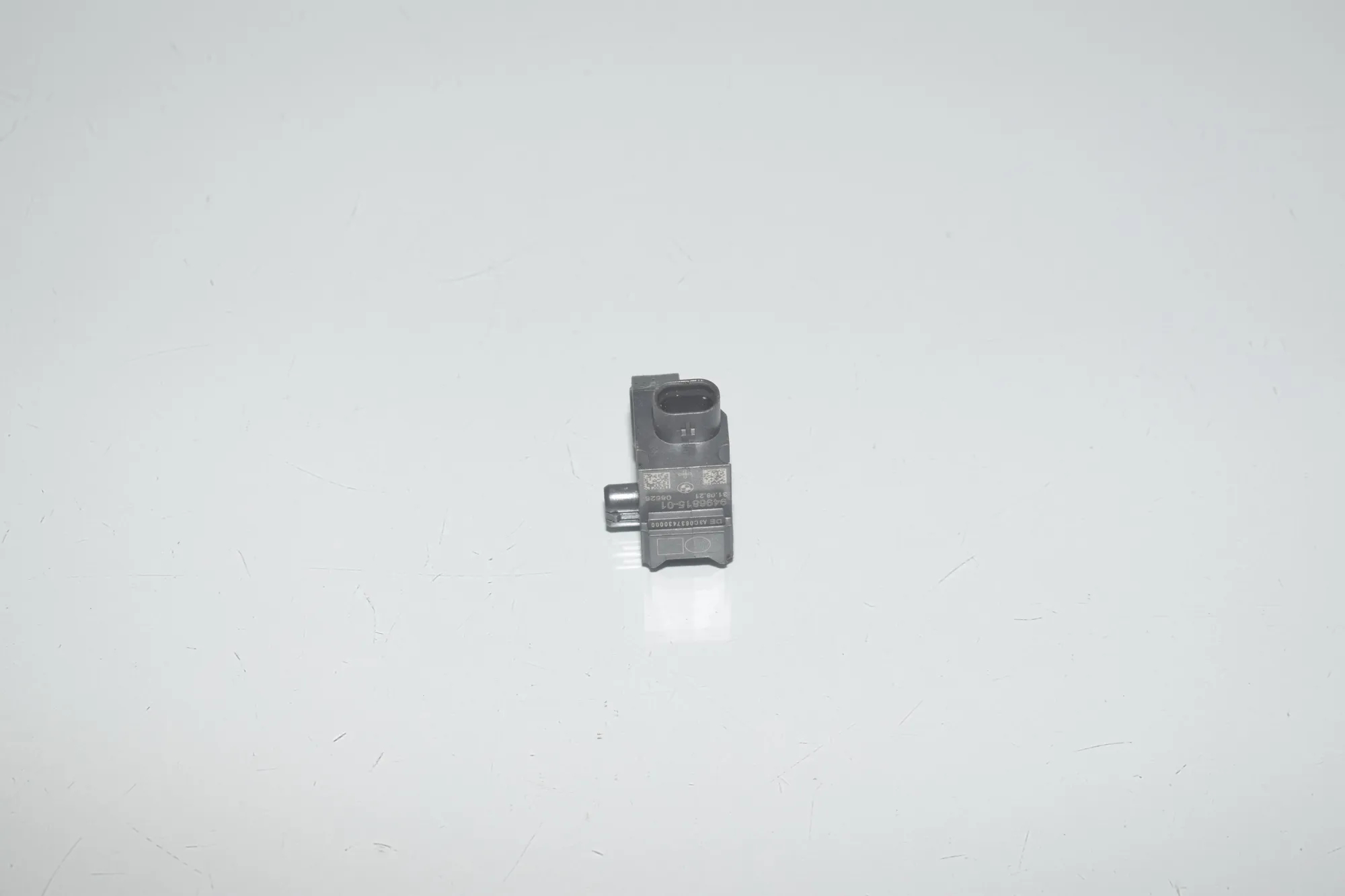 Left Side Impact Sensor – OEM 9496815 · BMW 3 Touring (G21) (2019 - -) 330 e Plug-in-Hybrid 2021