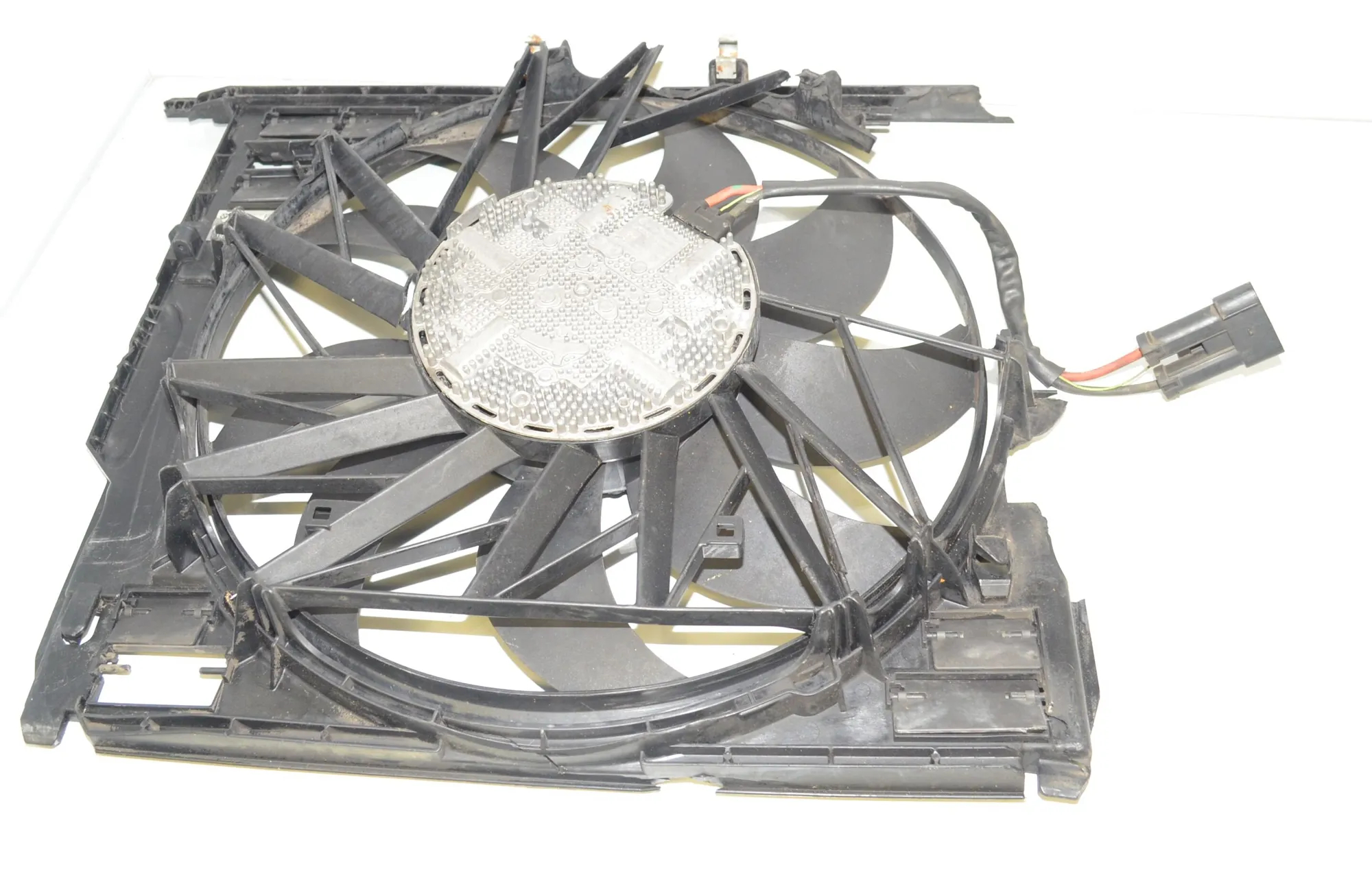 A/C Air Condition Fan – OEM 7806017 · BMW 6 Gran Coupe (F06) 650 i xDrive 2013 – 3