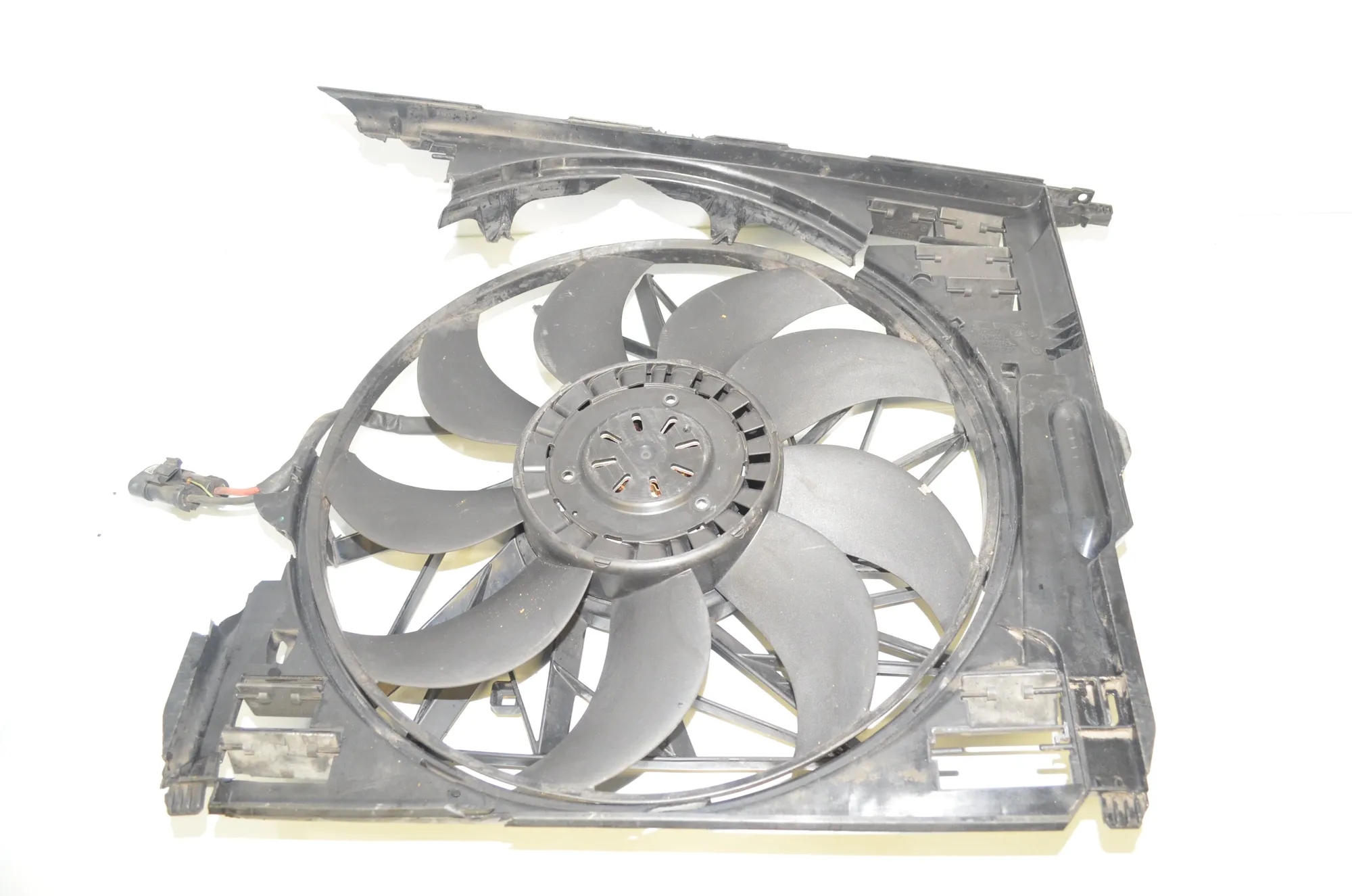 A/C Air Condition Fan – OEM 7806017 · BMW 6 Gran Coupe (F06) 650 i xDrive 2013