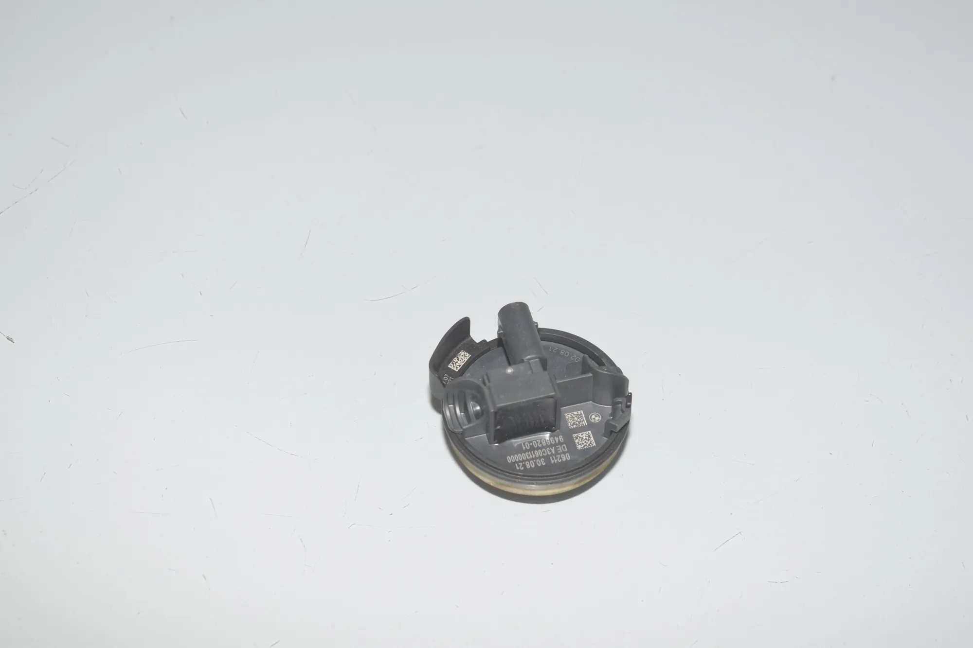 Front Right Impact Sensor – OEM 9496820 · BMW 3 Touring (G21) (2019 - -) 330 e Plug-in-Hybrid 2021