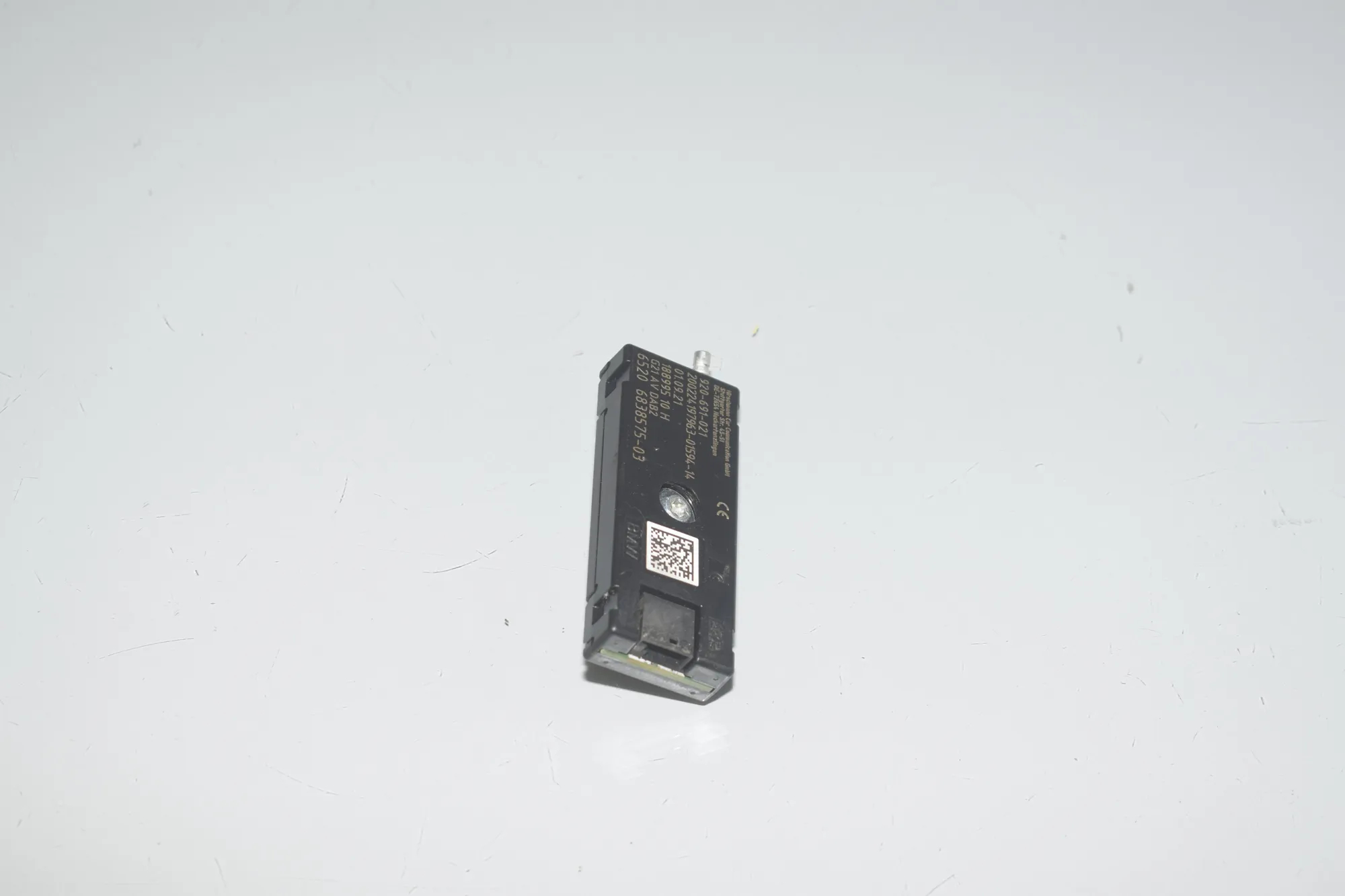 Antenna – OEM 6838575 · BMW 3 Touring (G21) (2019 - -) 330 e Plug-in-Hybrid 2021 – 2