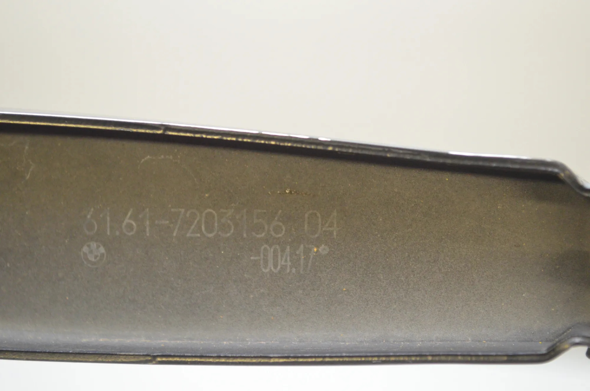 Front Wiper Arms – OEM 7203156 · BMW 6 Gran Coupe (F06) 650 i xDrive 2013 – 4
