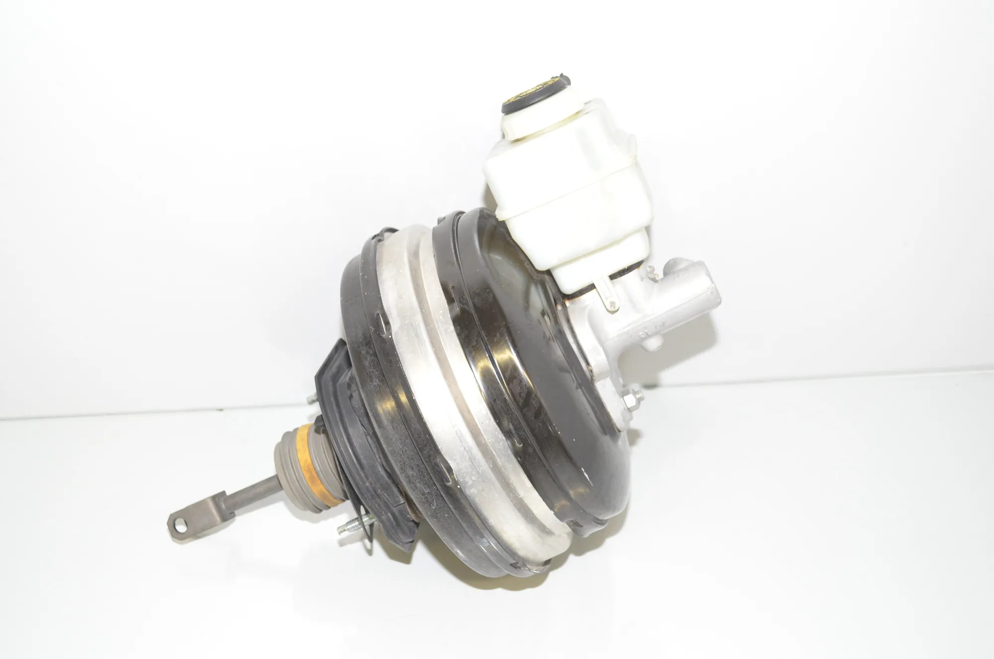 Brake Servo Booster – OEM 6796726 · BMW 6 Gran Coupe (F06) 650 i xDrive 2013 – 2