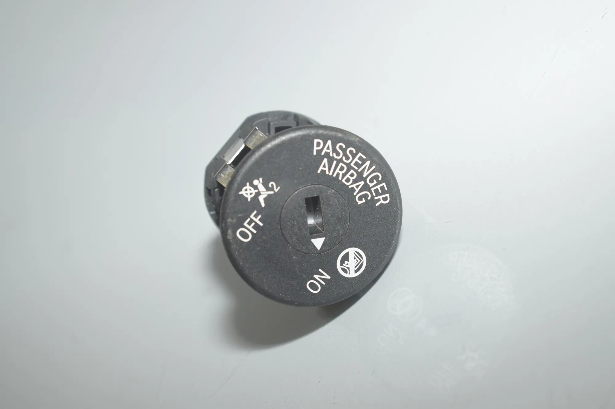 SRS Switch – OEM 9483731 · BMW 3 Touring (G21) (2019 - -) 330 e Plug-in-Hybrid 2021 – 4