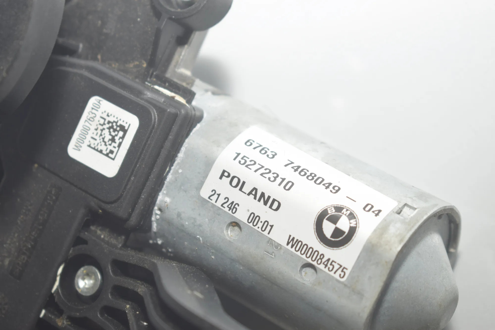 Tailgate Window Wiper Motor – OEM 7468049 · BMW 3 Touring (G21) (2019 - -) 330 e Plug-in-Hybrid 2021 – 5
