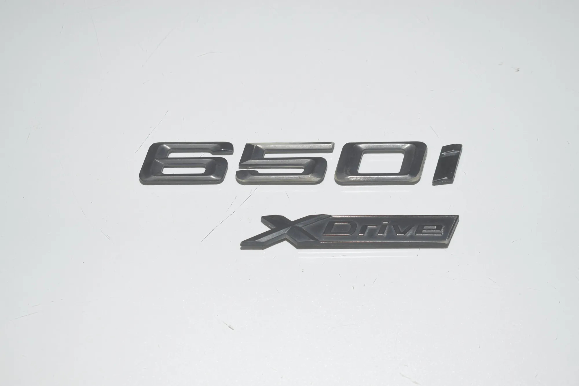 Car Manufacturer Badge Emblem – OEM 7363744 · BMW 6 Gran Coupe (F06) 650 i xDrive 2013