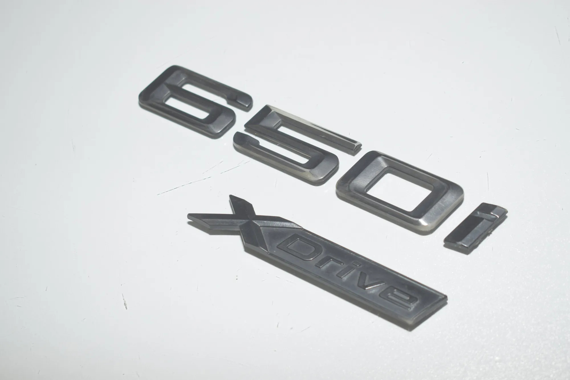 Car Manufacturer Badge Emblem – OEM 7363744 · BMW 6 Gran Coupe (F06) 650 i xDrive 2013 – 2