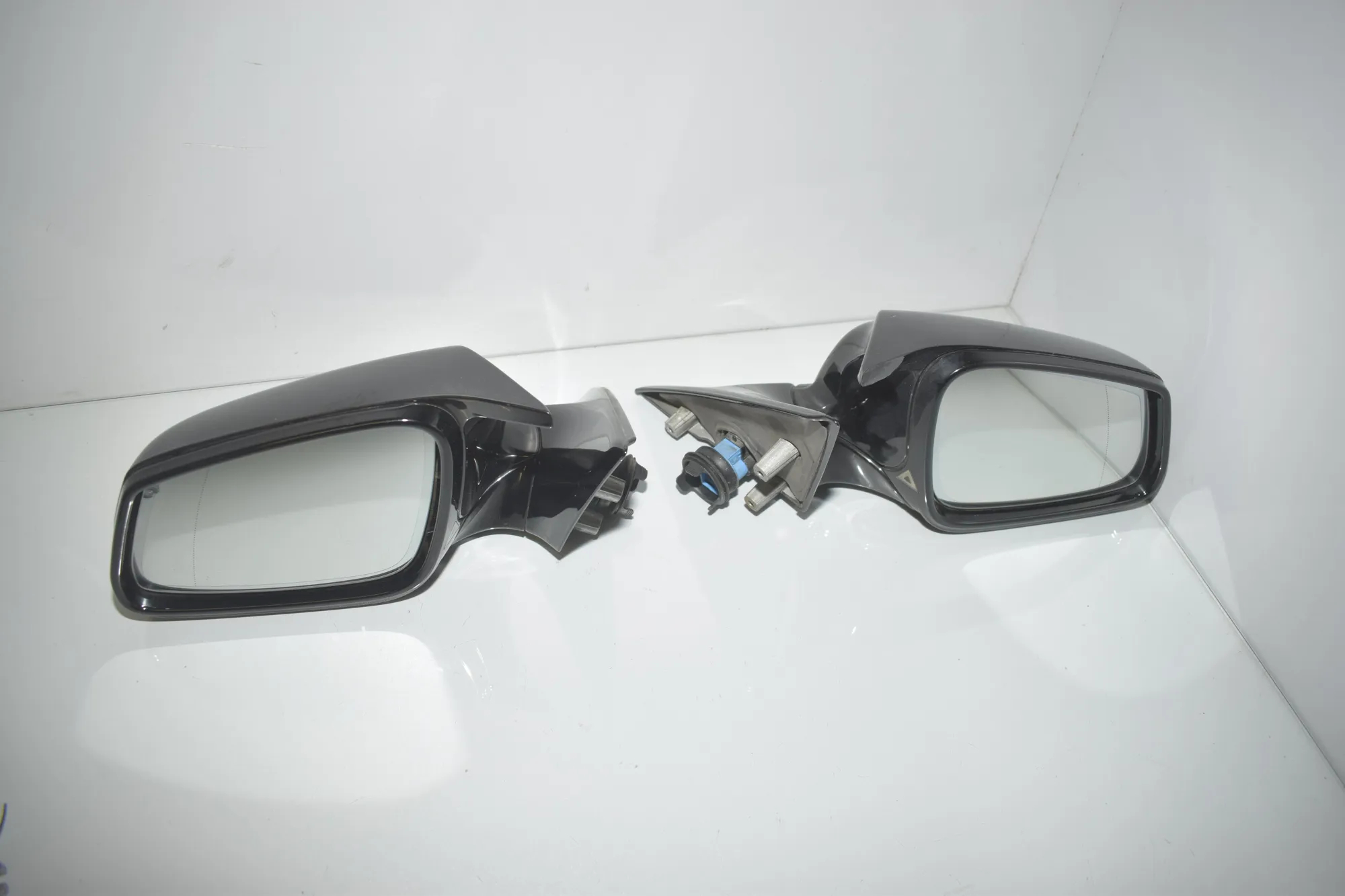 Wing Mirror Kit – OEM 9202949 · BMW 6 Gran Coupe (F06) 650 i xDrive 2013 – 21