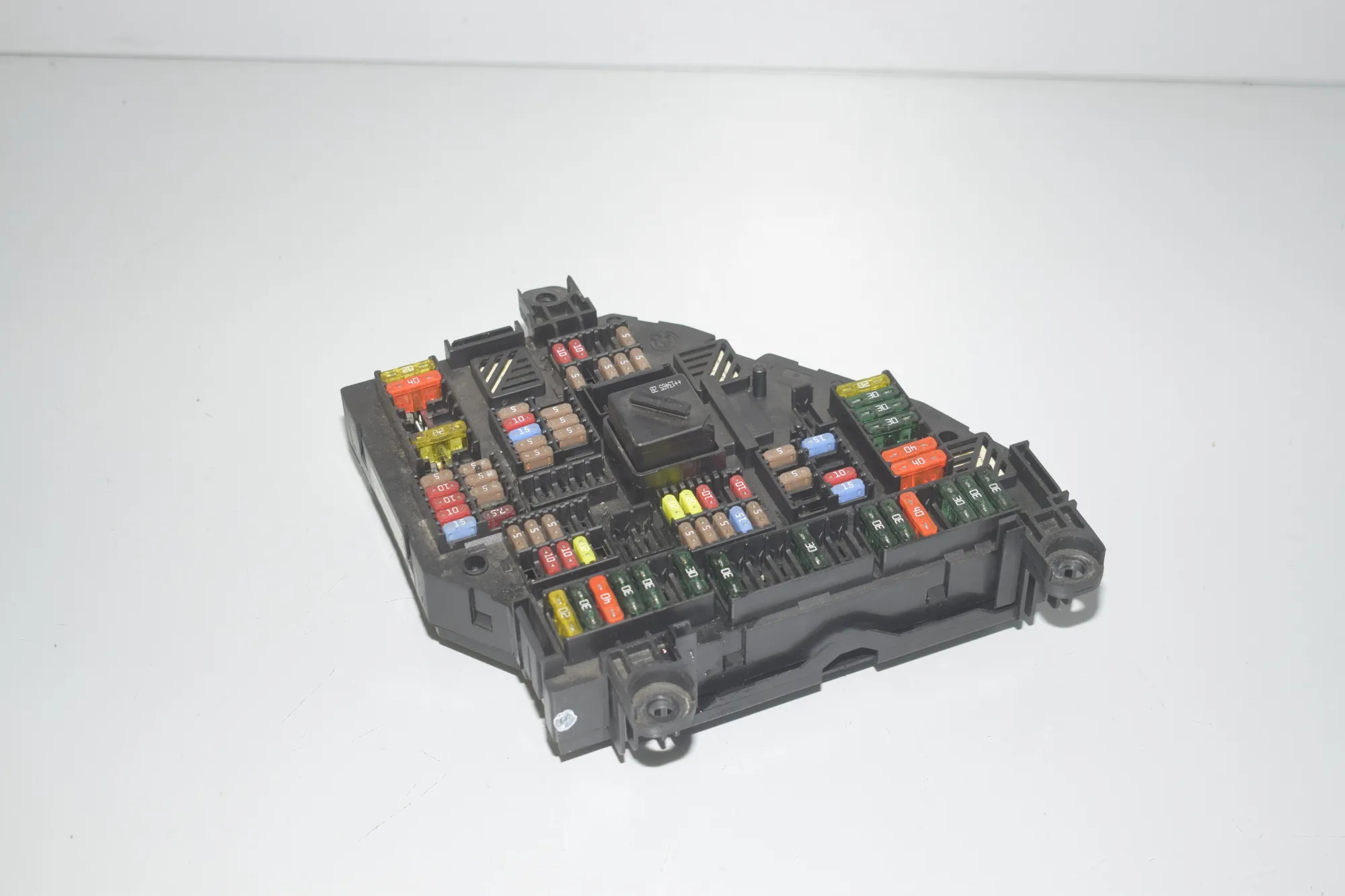 Fuse Box – OEM 9264923 · BMW 6 Gran Coupe (F06) 650 i xDrive 2013
