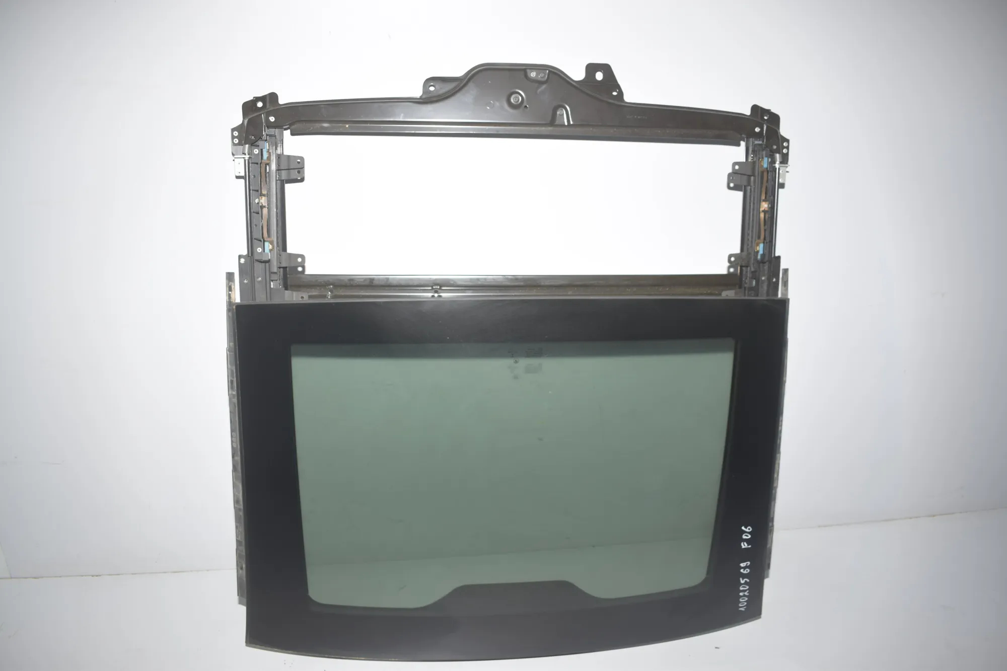Sunroof · BMW 6 Gran Coupe (F06) 650 i xDrive 2013 – 3
