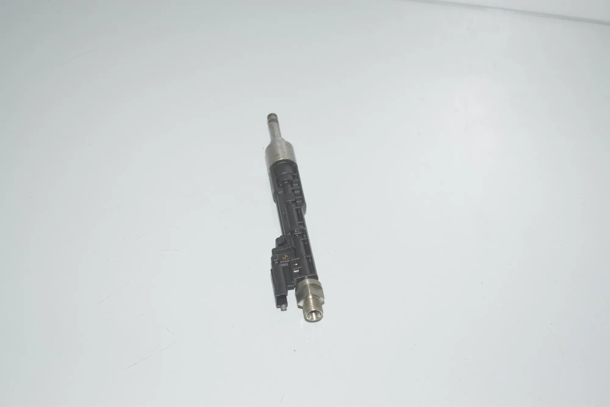 Fuel Injector – OEM 7645956 · BMW 6 Gran Coupe (F06) 650 i xDrive 2013 – 2