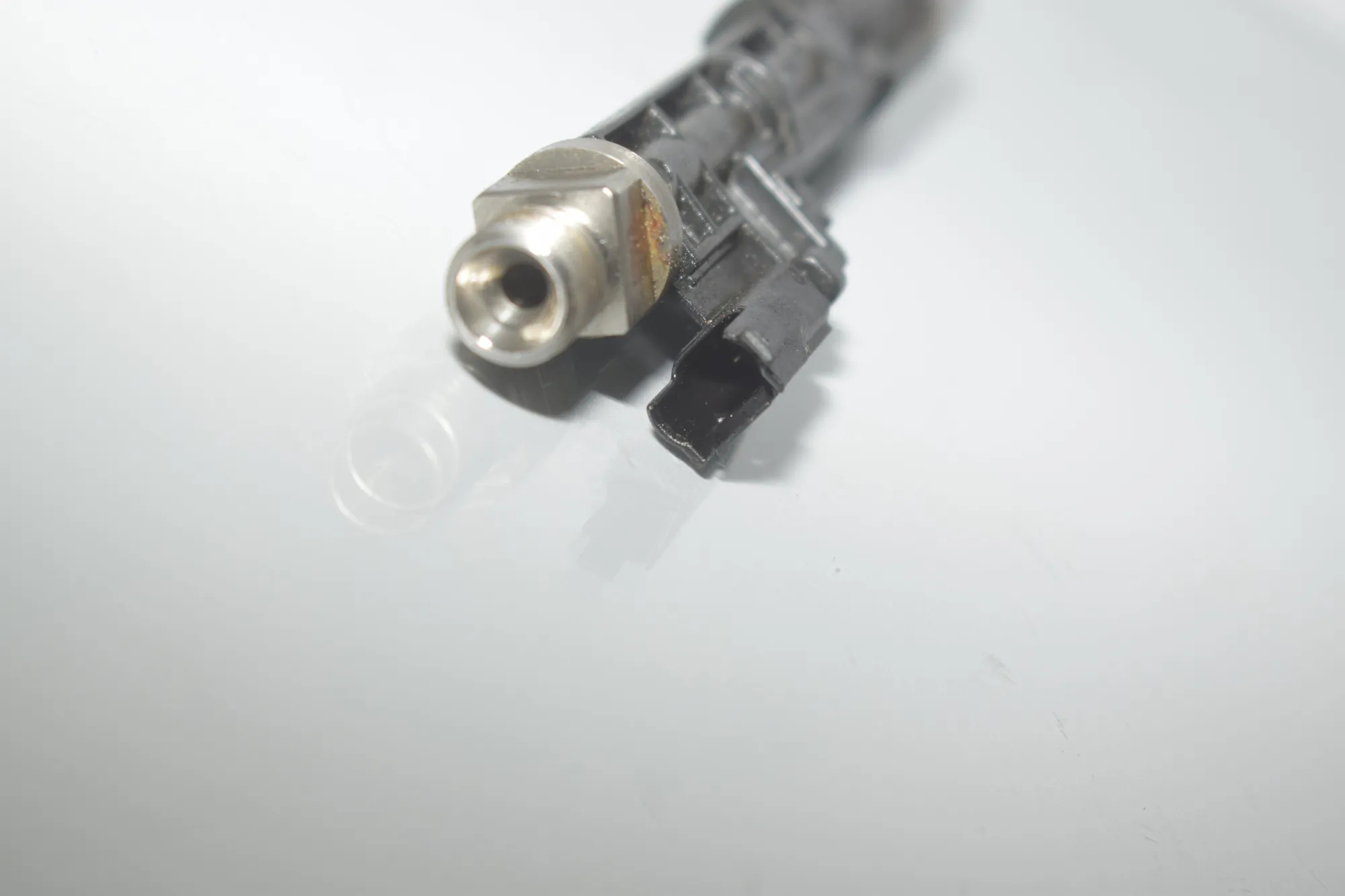 Fuel Injector – OEM 7645956 · BMW 6 Gran Coupe (F06) 650 i xDrive 2013 – 4