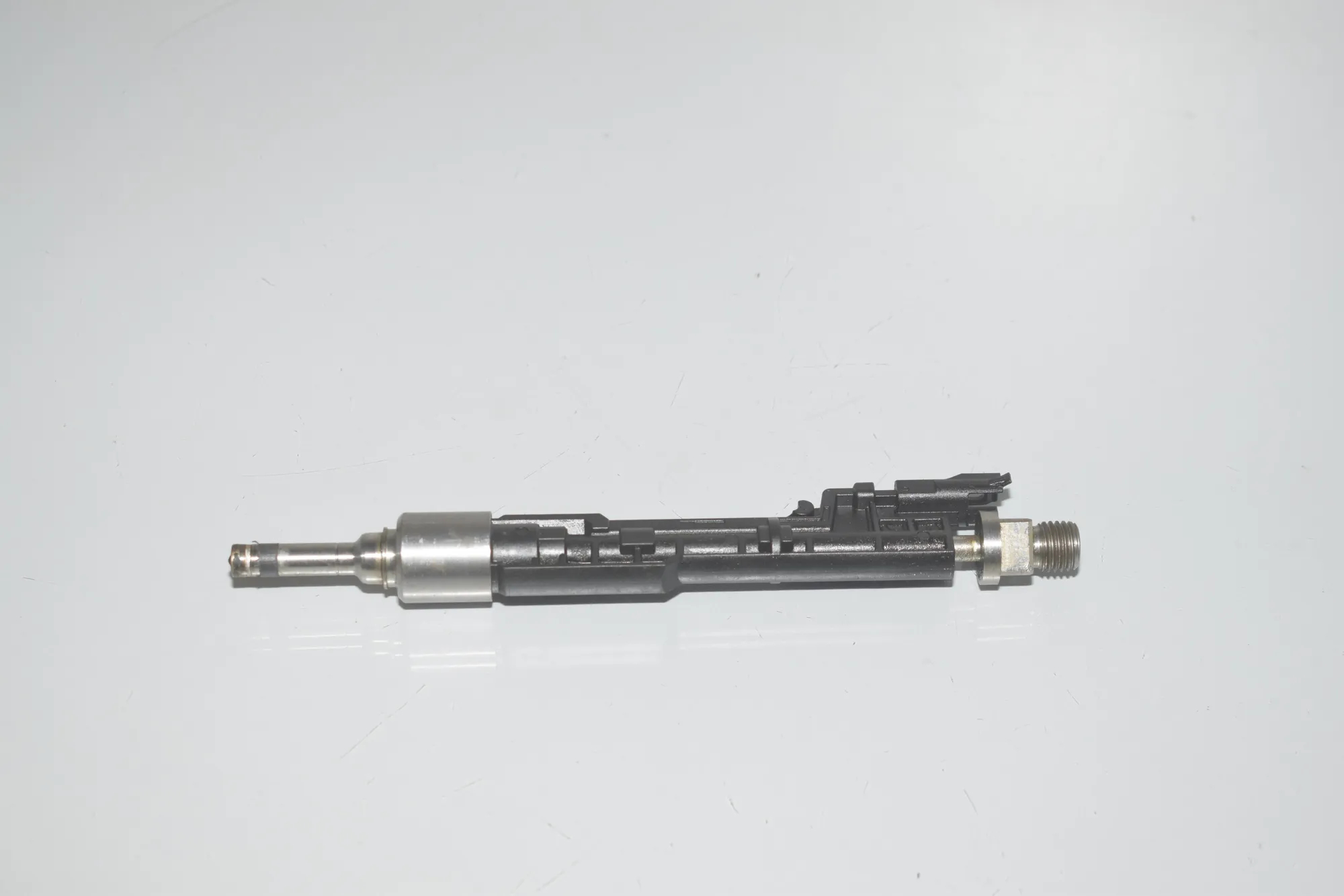 Fuel Injector – OEM 7645956 · BMW 6 Gran Coupe (F06) 650 i xDrive 2013 – 3